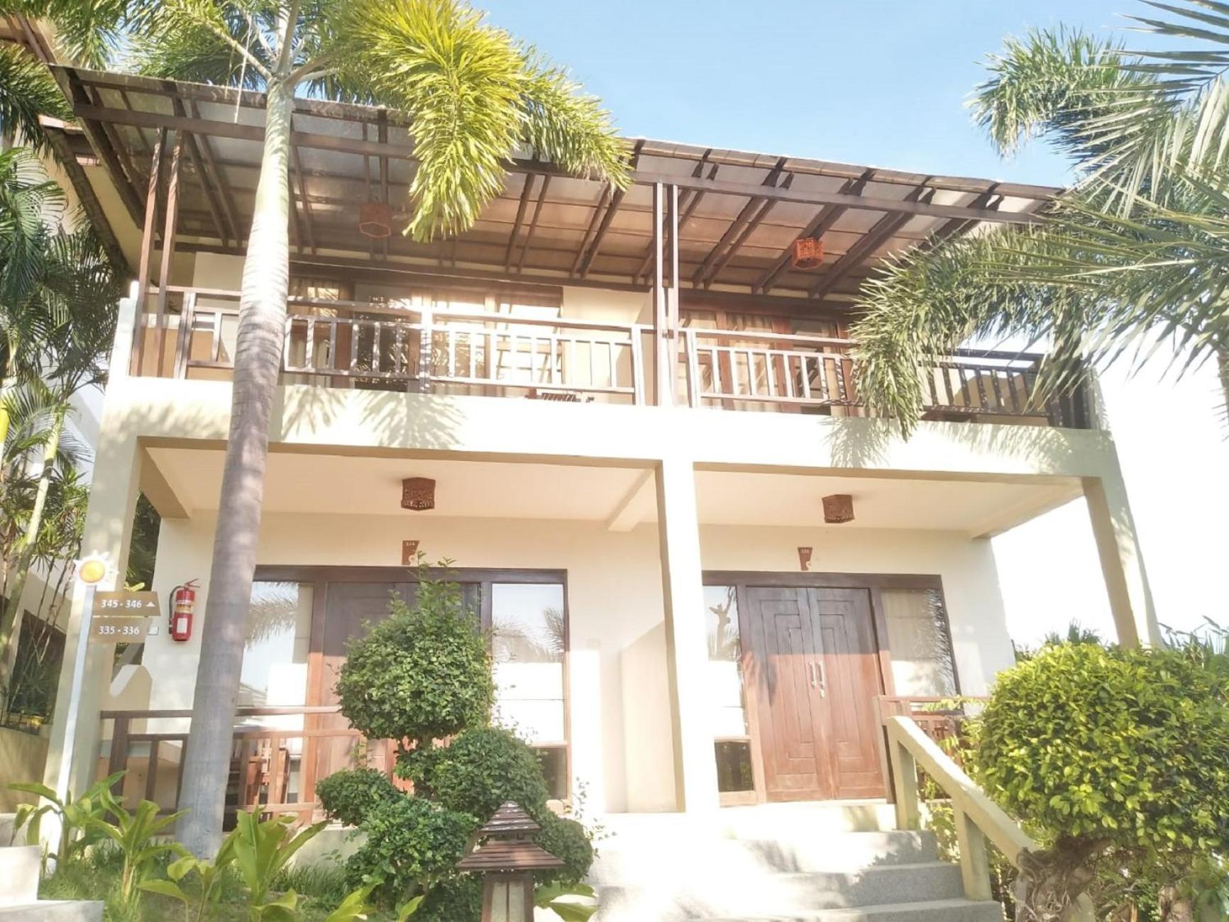 Sunset Beach Villas