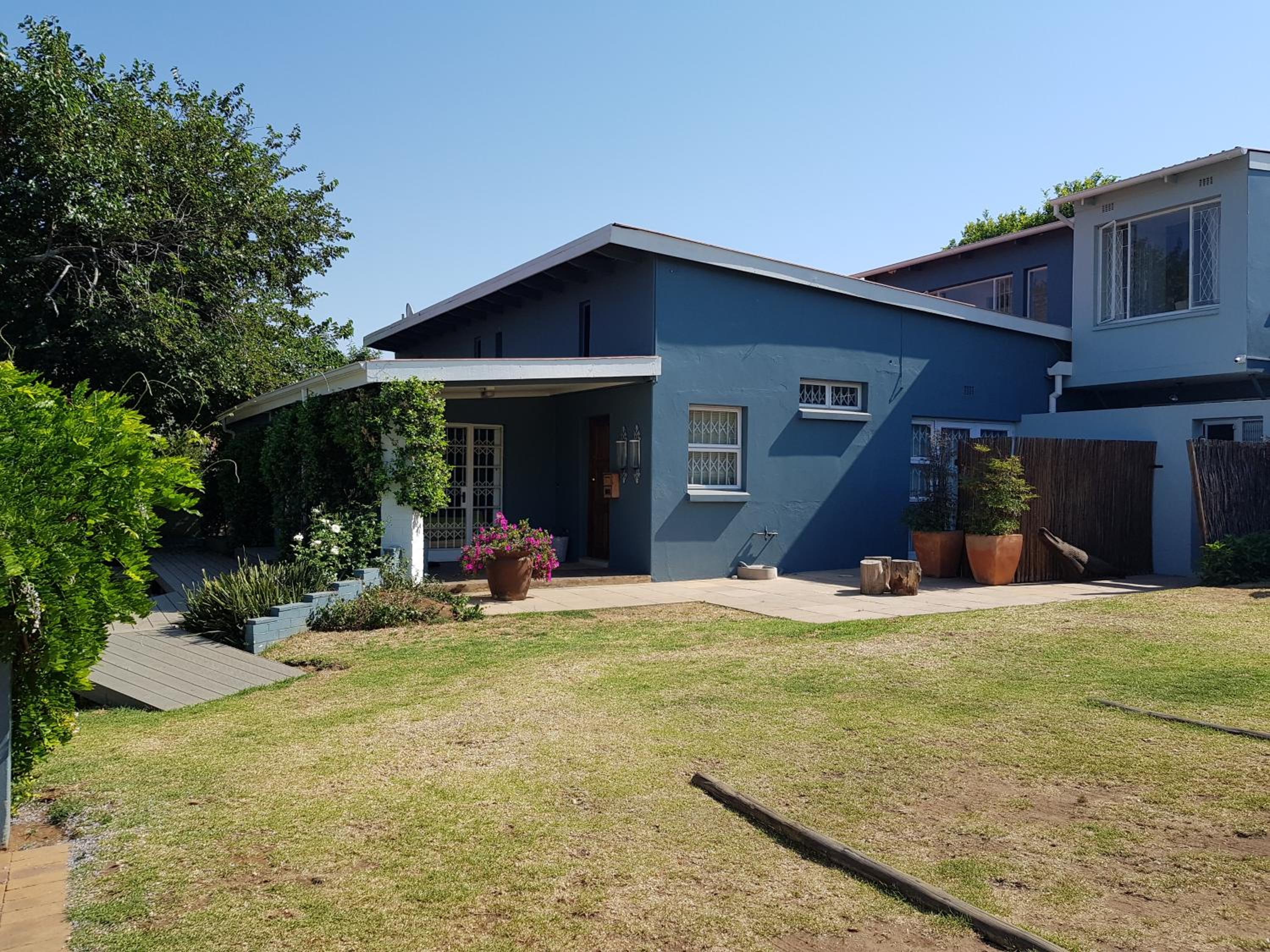 B&B on Buckingham Guest House