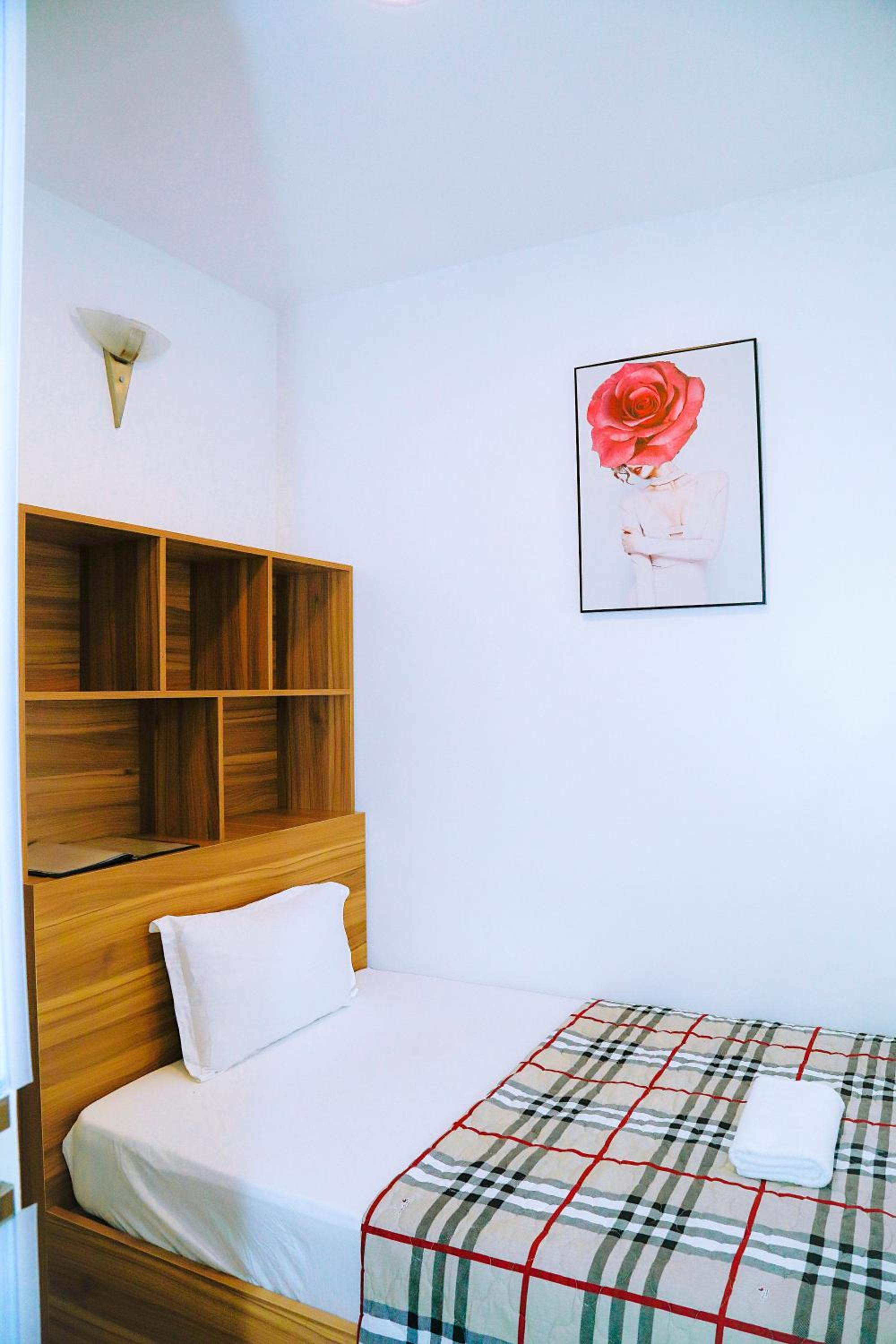 Louis Hotel - Bui Vien Walking Street