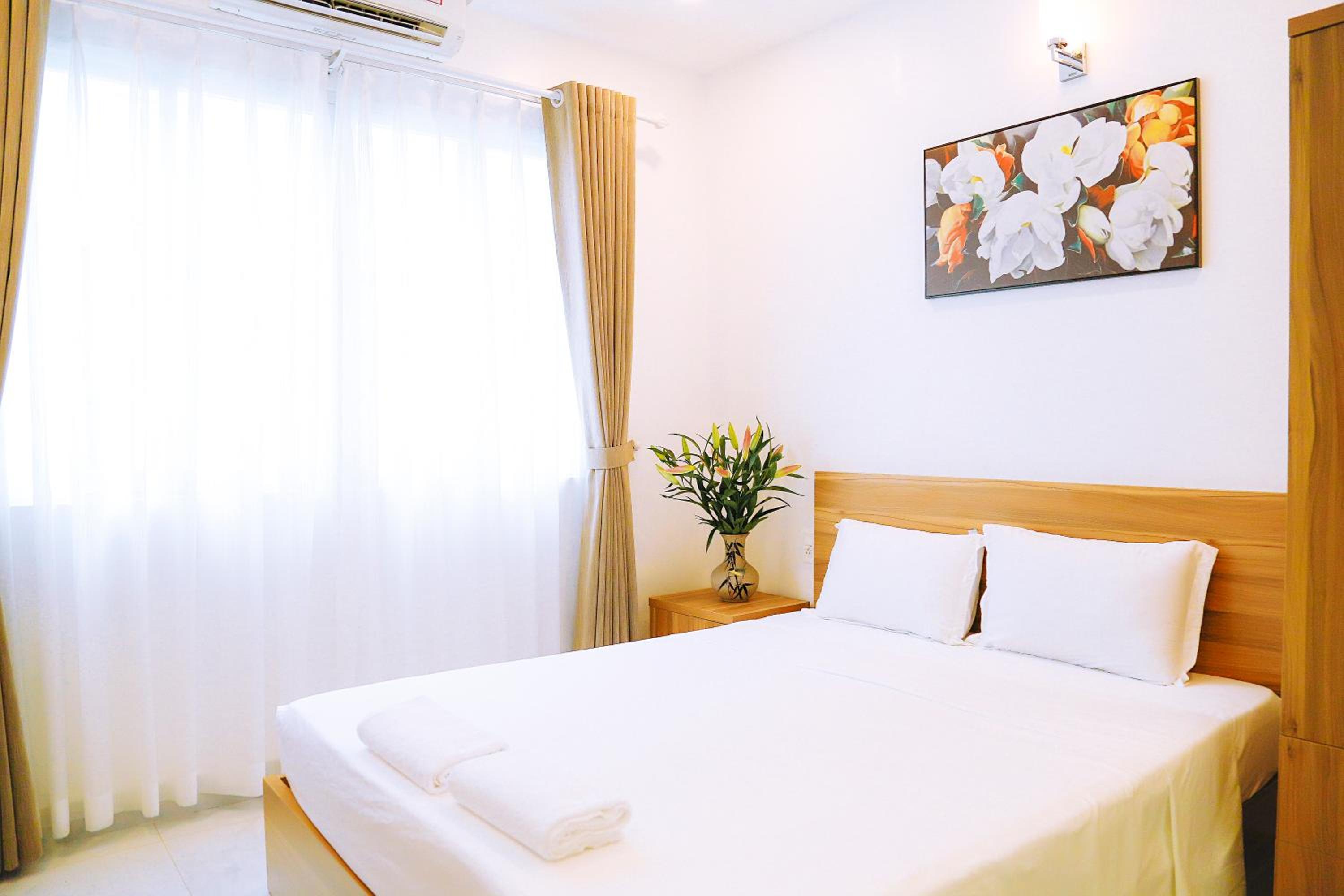 Louis Hotel - Bui Vien Walking Street