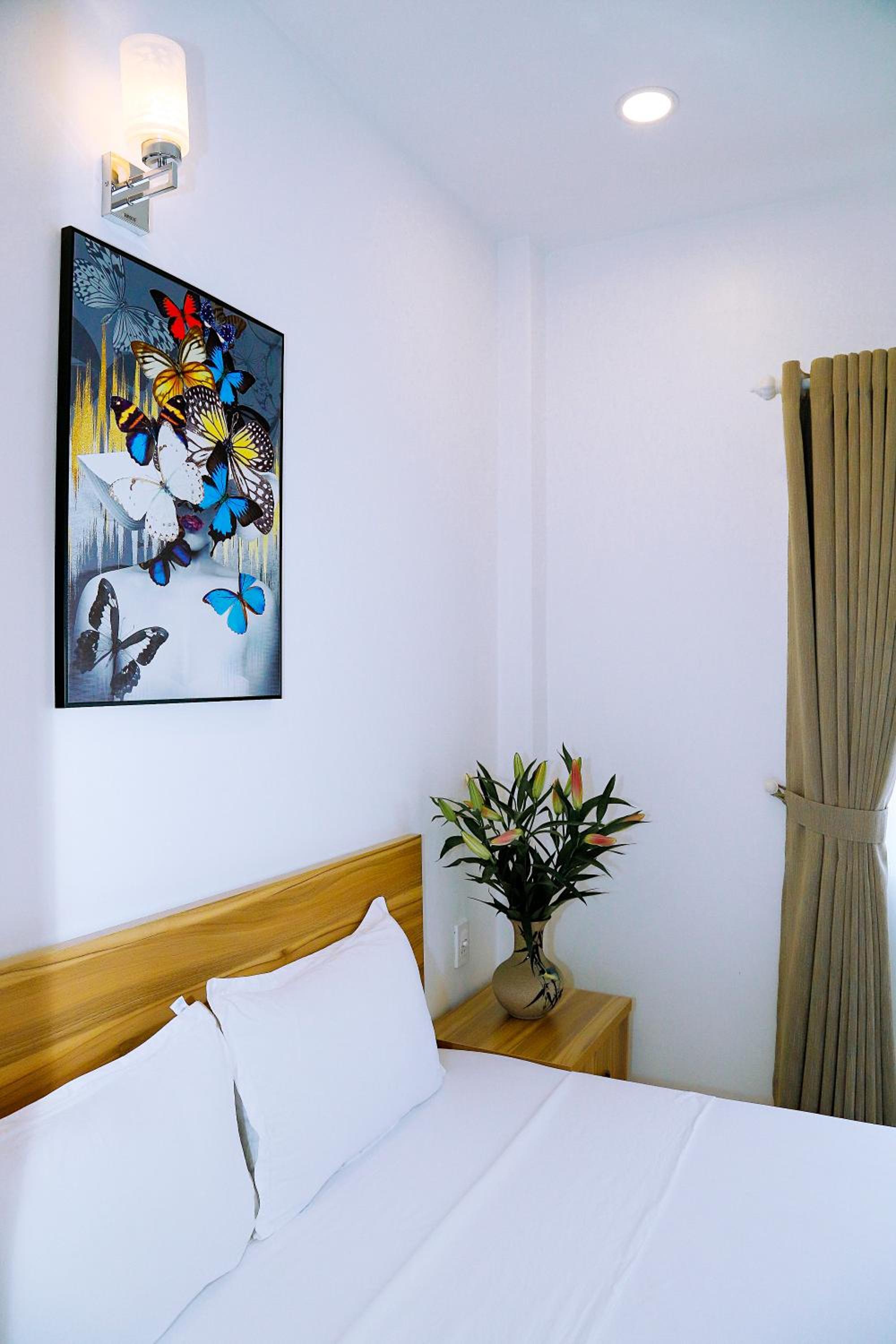 Louis Hotel - Bui Vien Walking Street