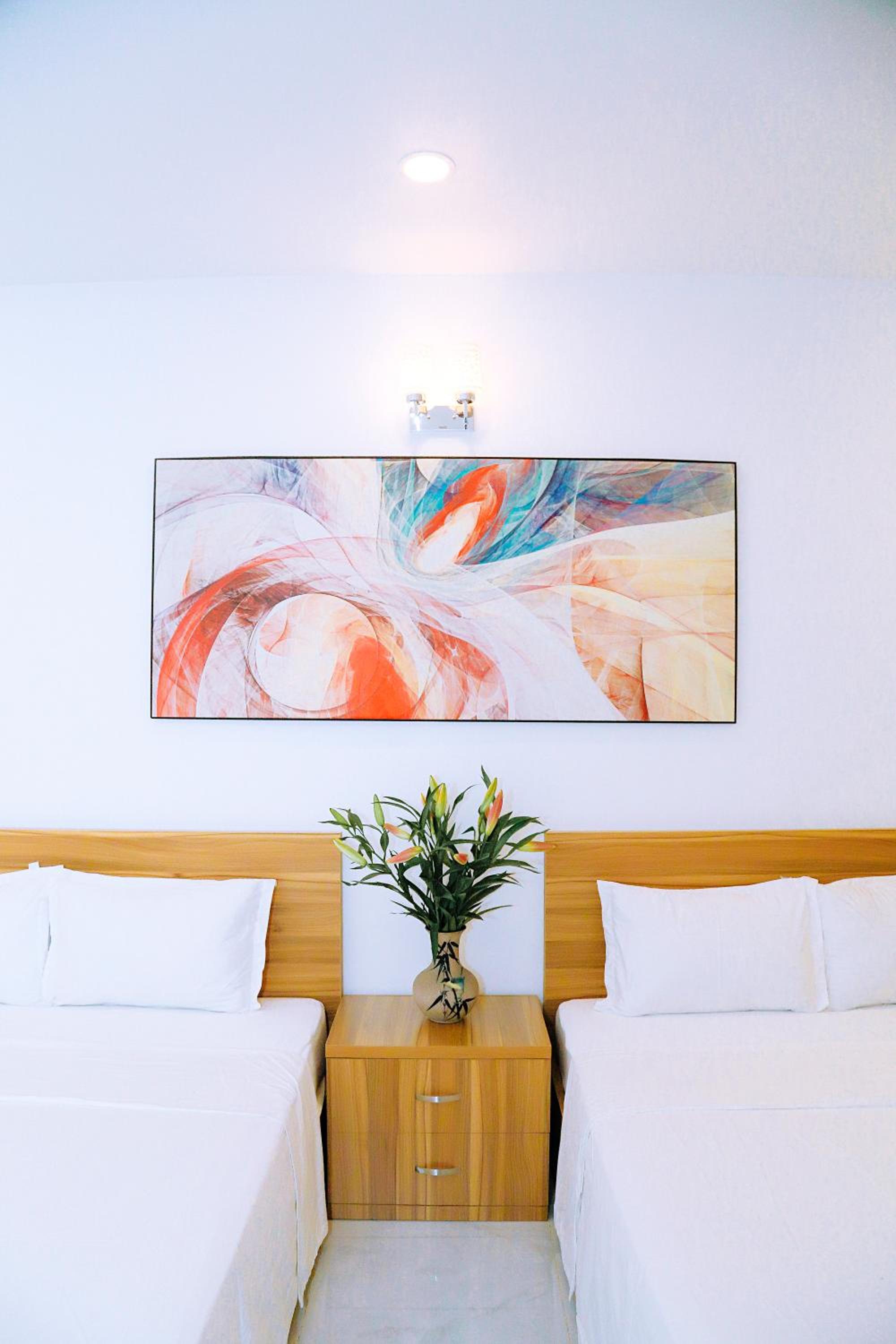 Louis Hotel - Bui Vien Walking Street