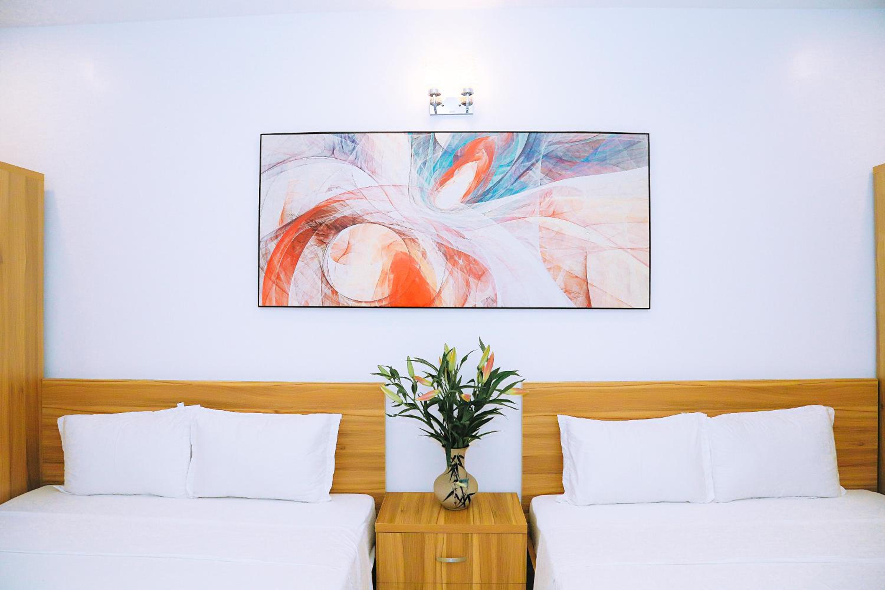 Louis Hotel - Bui Vien Walking Street