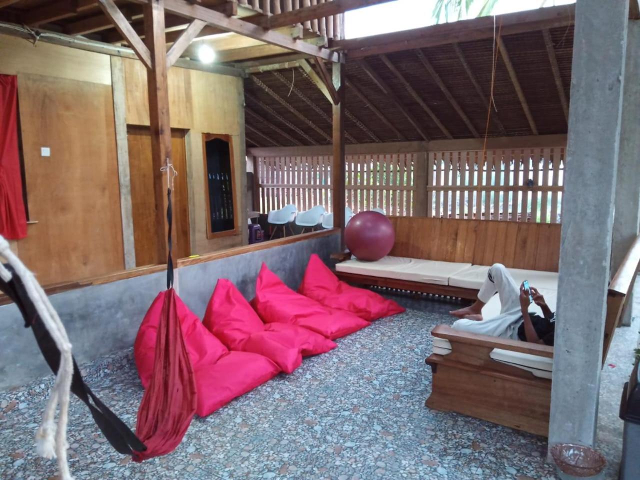 Photo 18