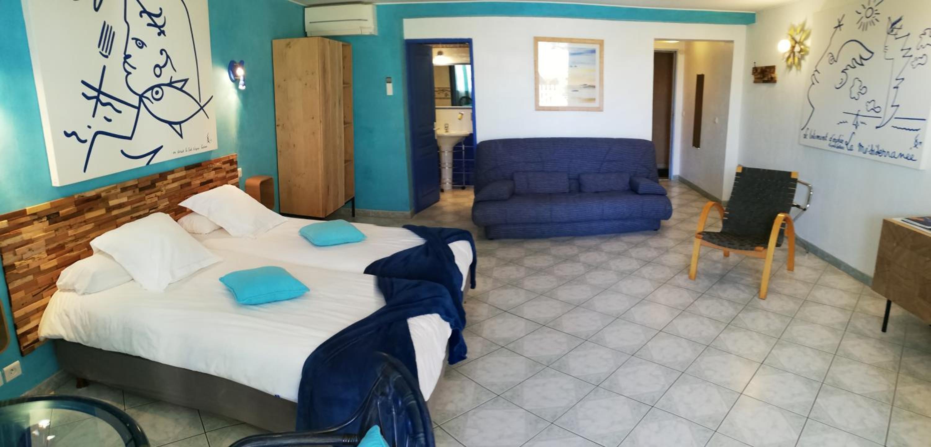 hotel room
