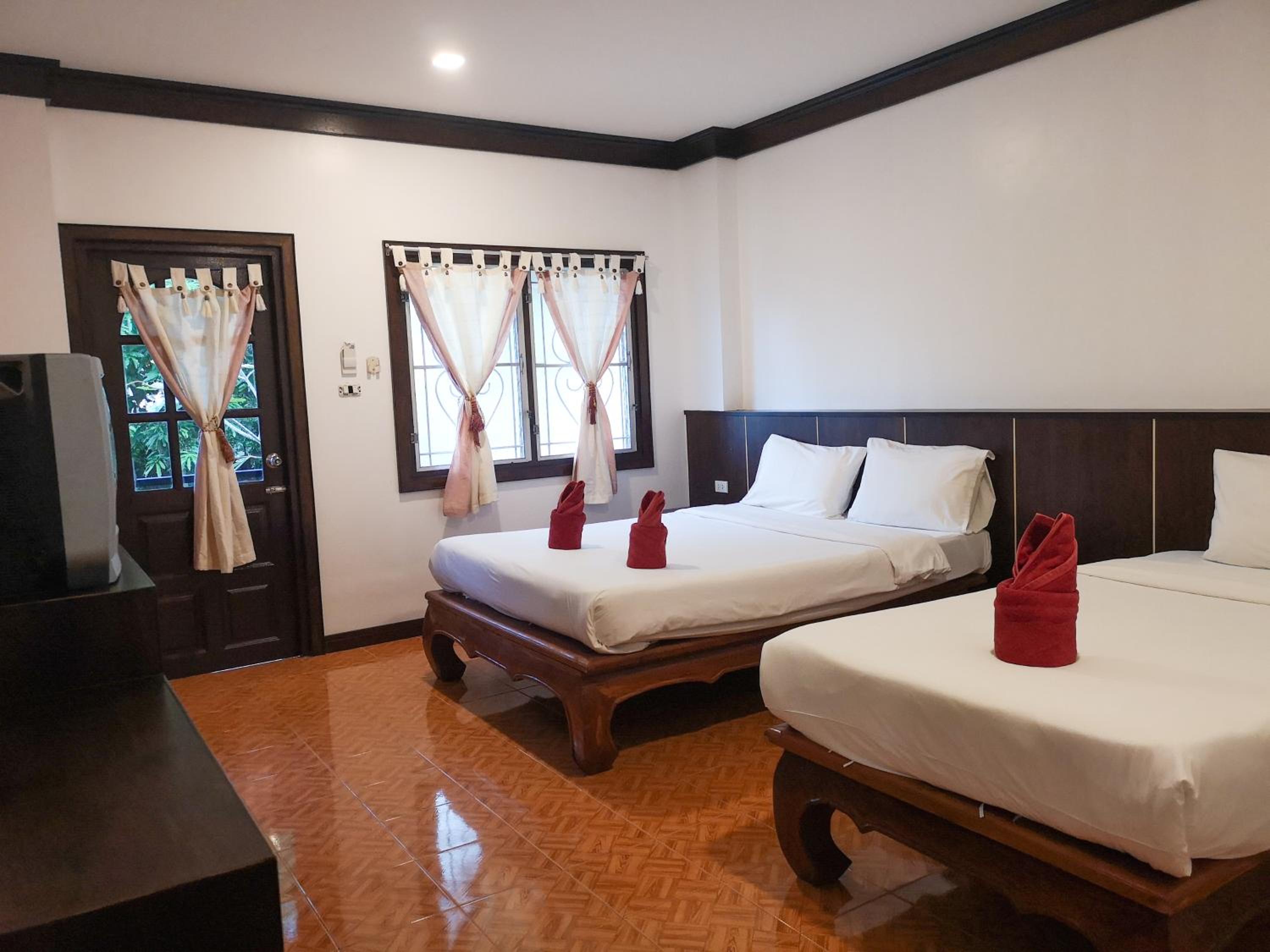 Lanta Sea House view 2