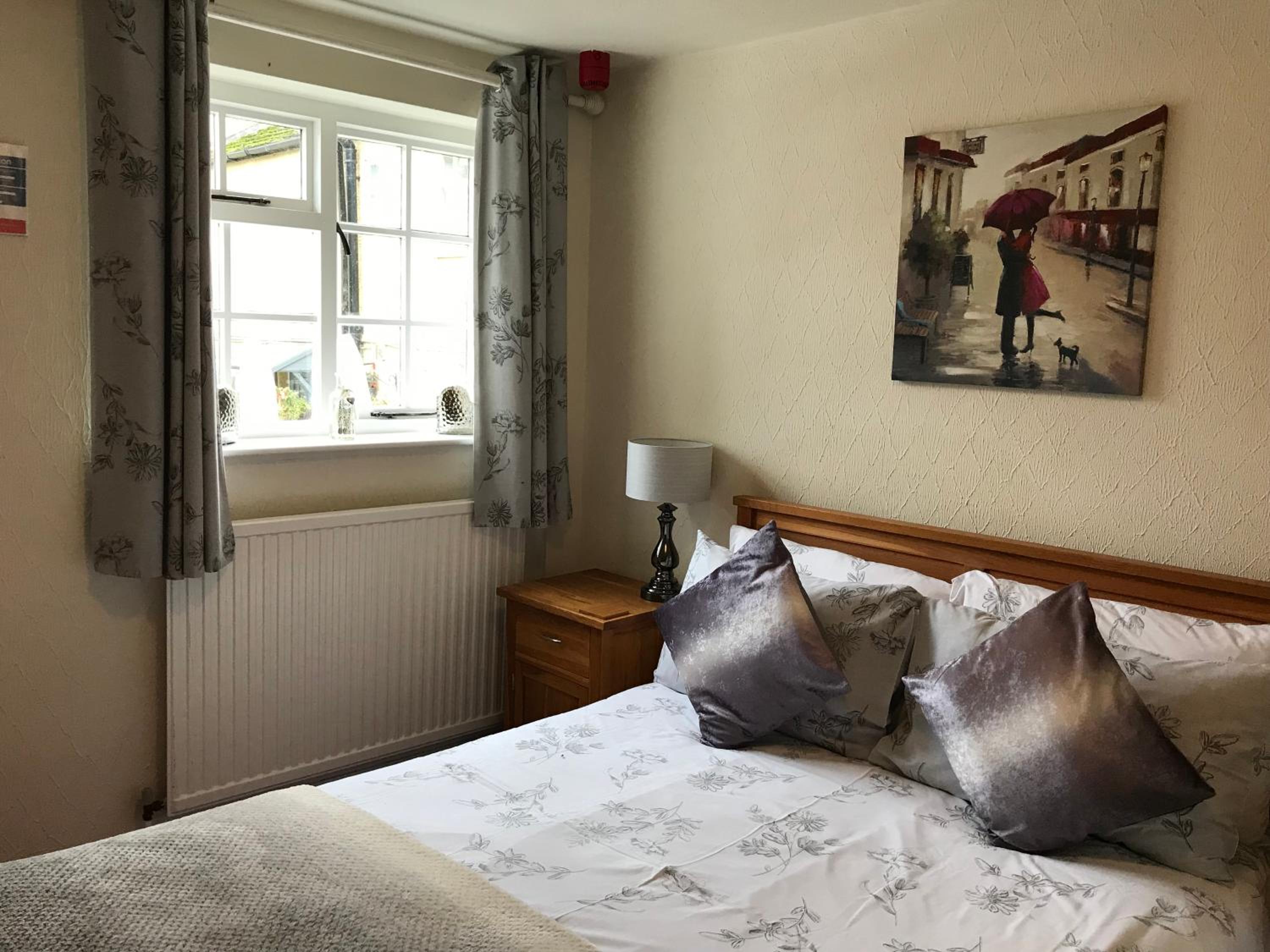 Bridge Farm Hotel