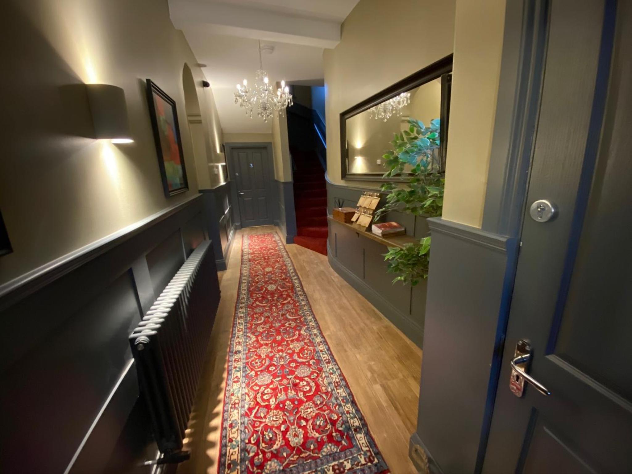Irvine Guest House