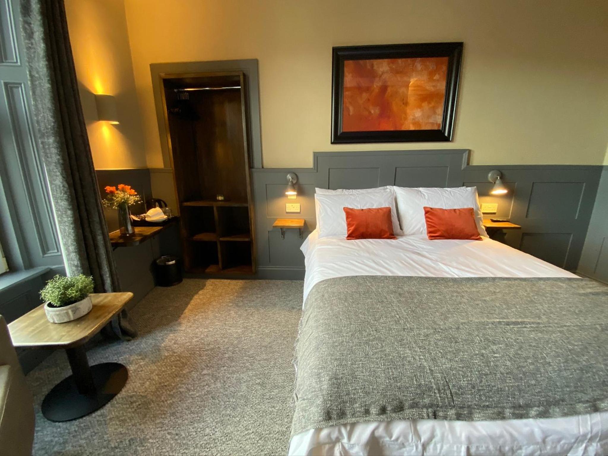 Irvine Guest House