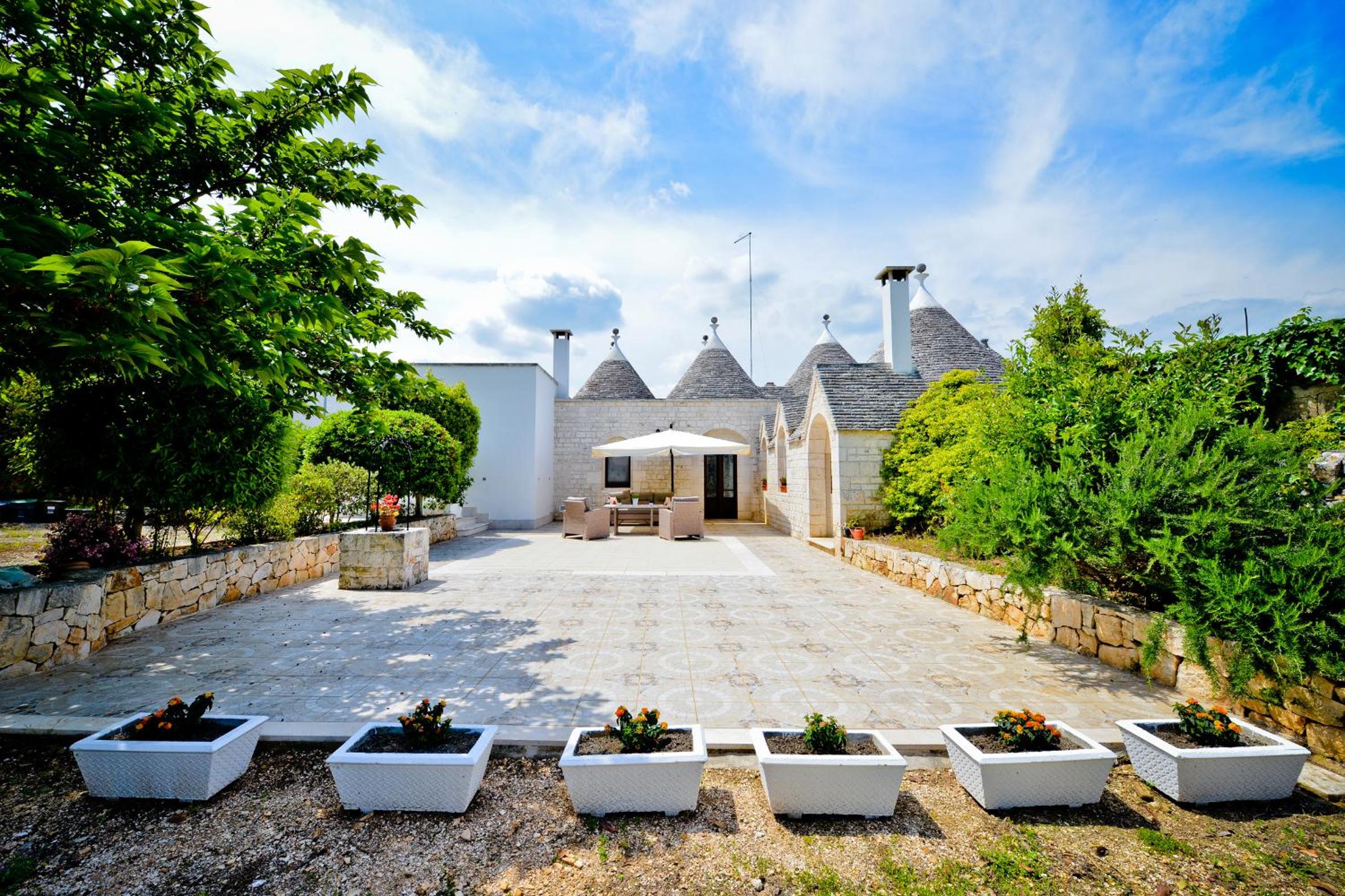 I Trulli di Alejandro view 2