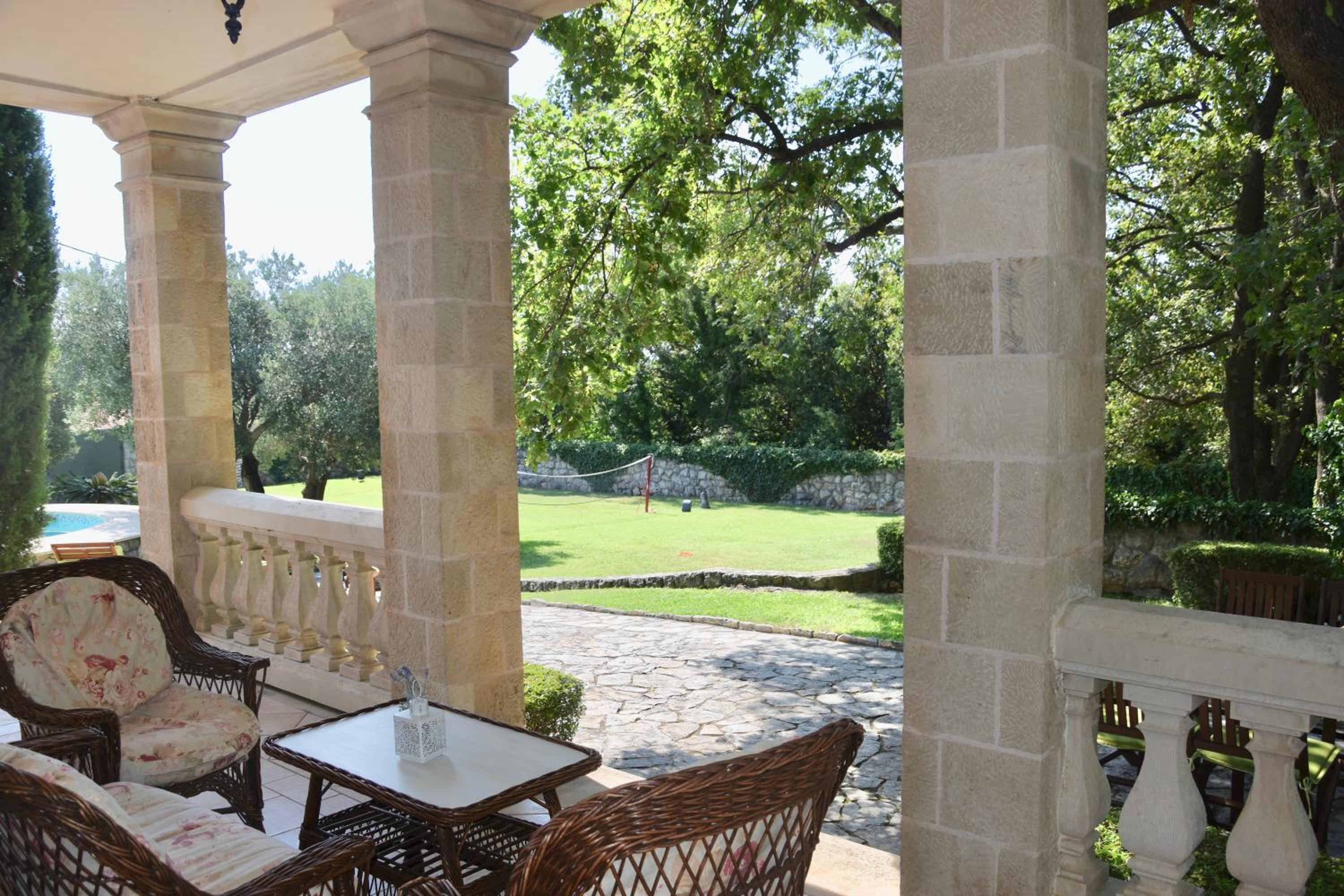 Garden Oasis Pool Villa