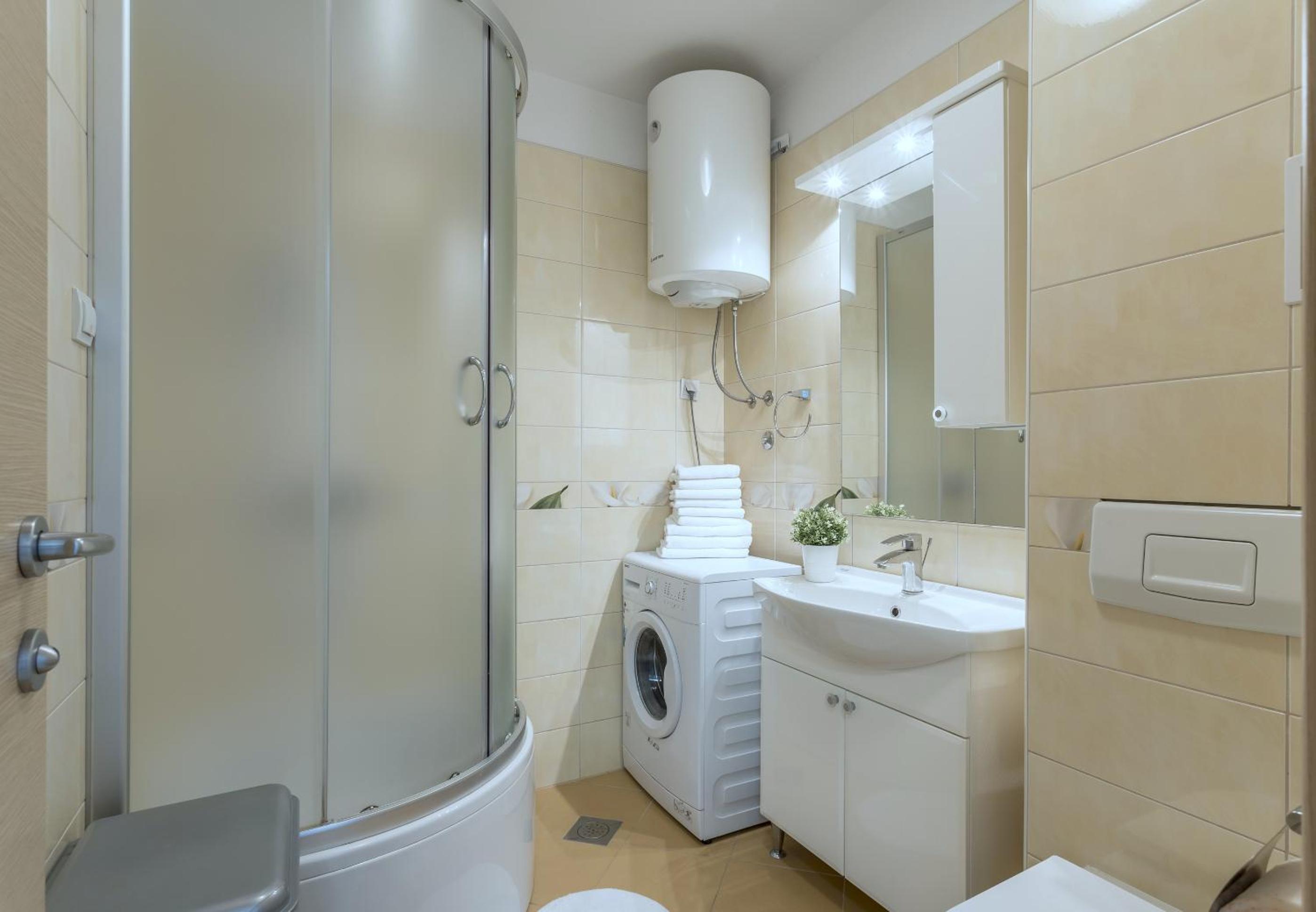Iris beach apartments view 5