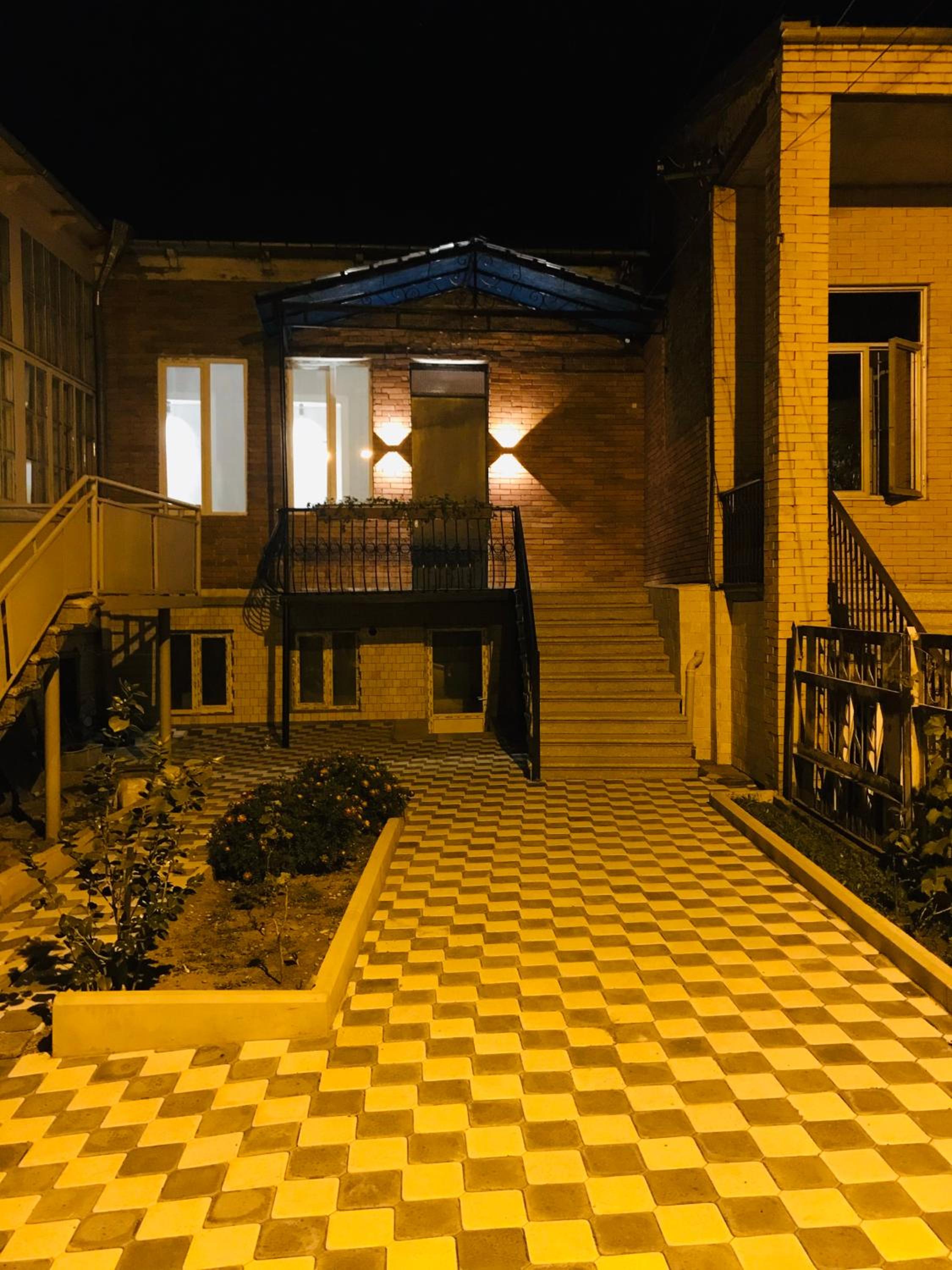 Photo 12