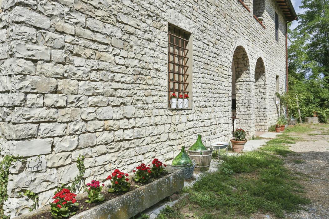 Mondo Pazzo view 3