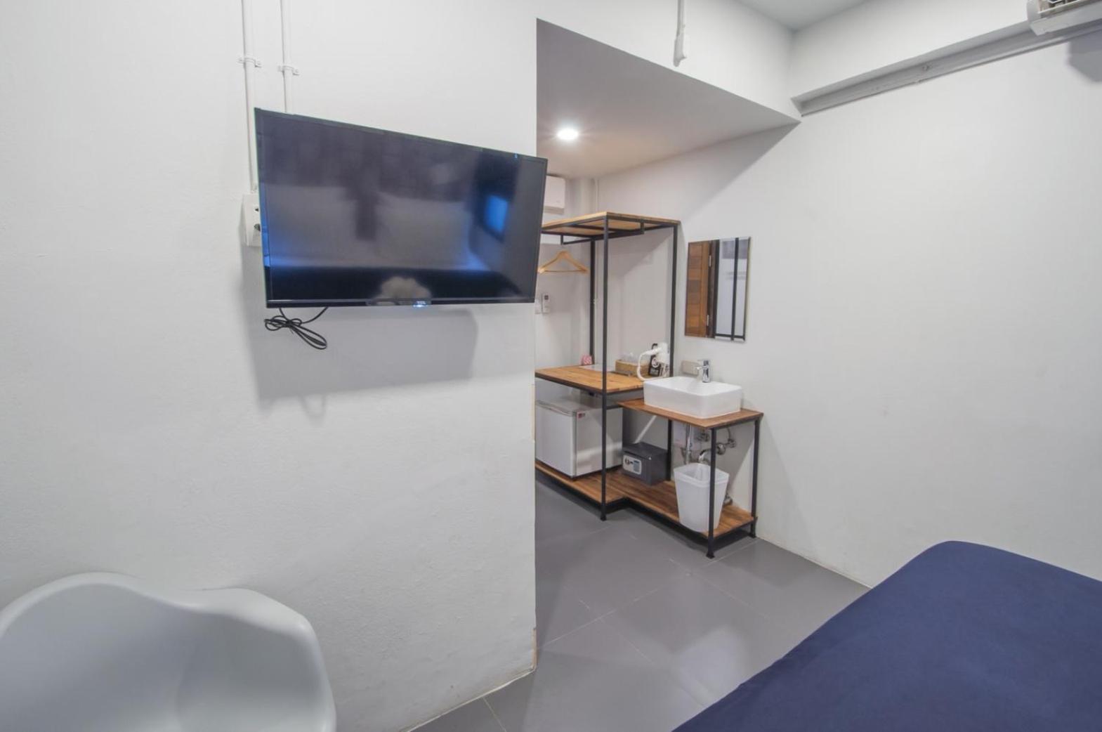 Sathu Hotel