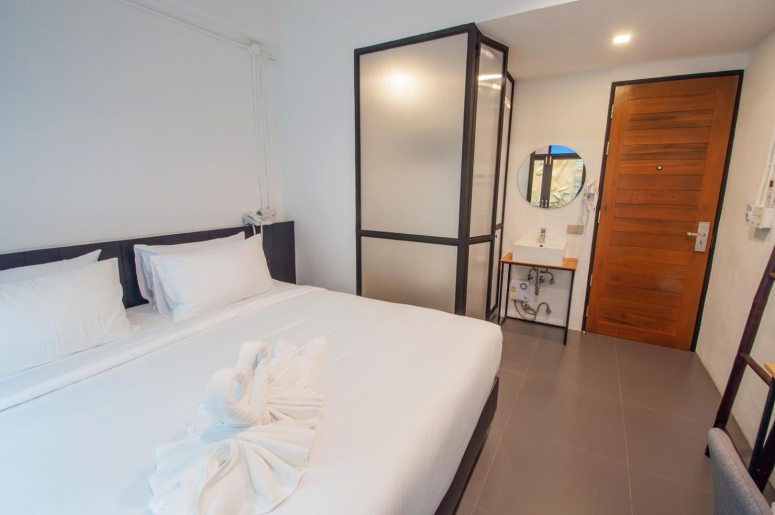Sathu Hotel