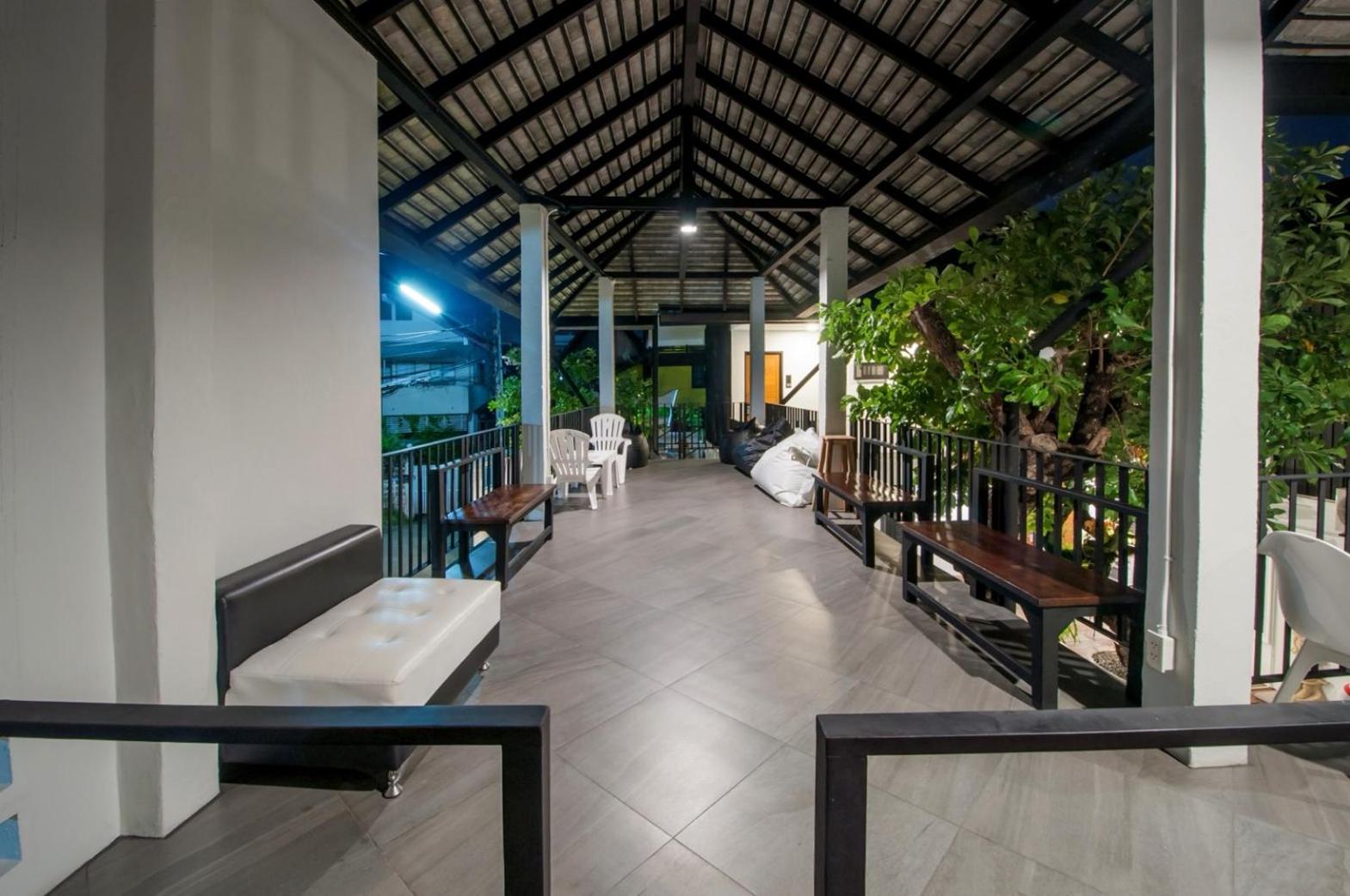 Sathu Hotel