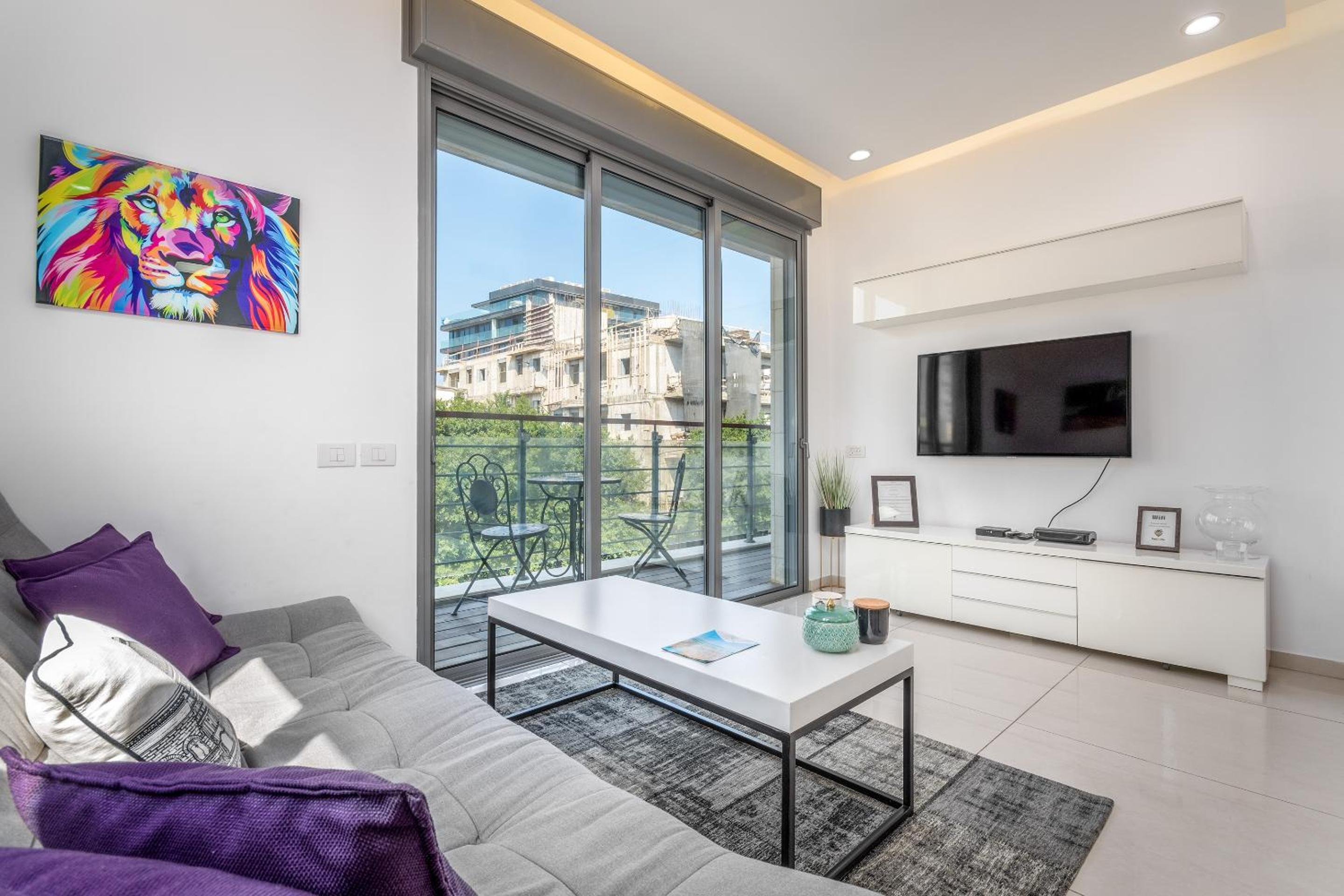Ben Yehuda Cosy 2BDR & Balcony close the beach view 4