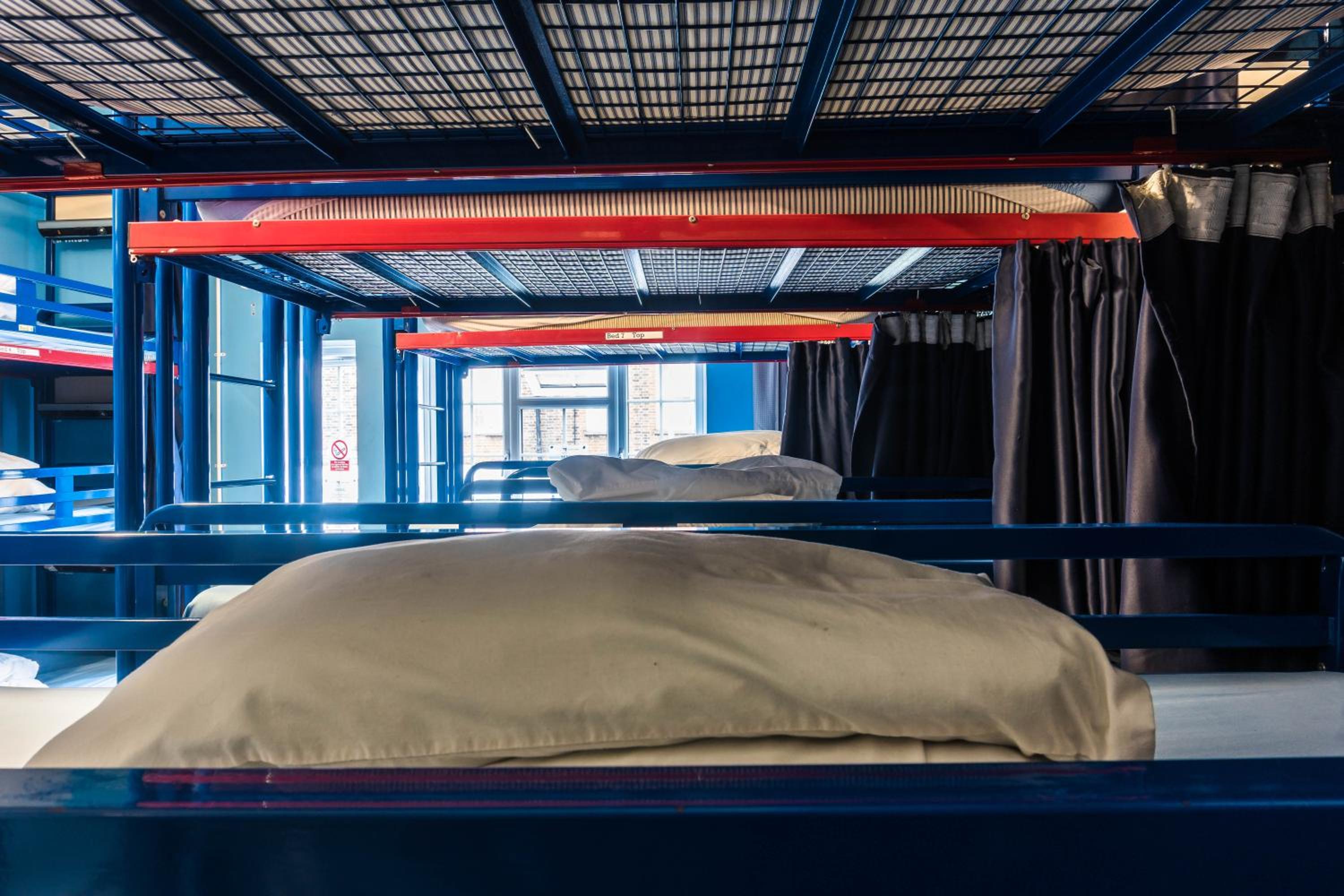 London Backpackers Youth Hostel 18 - 35 Years Old Only