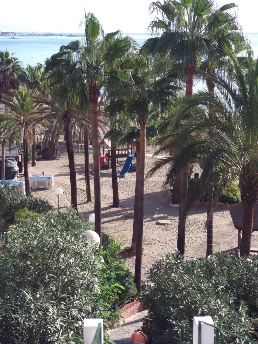 Apartamentos Ana Junto a la playa