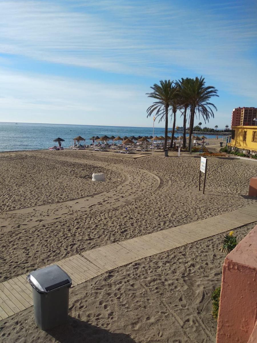 Apartamentos Ana Junto a la playa