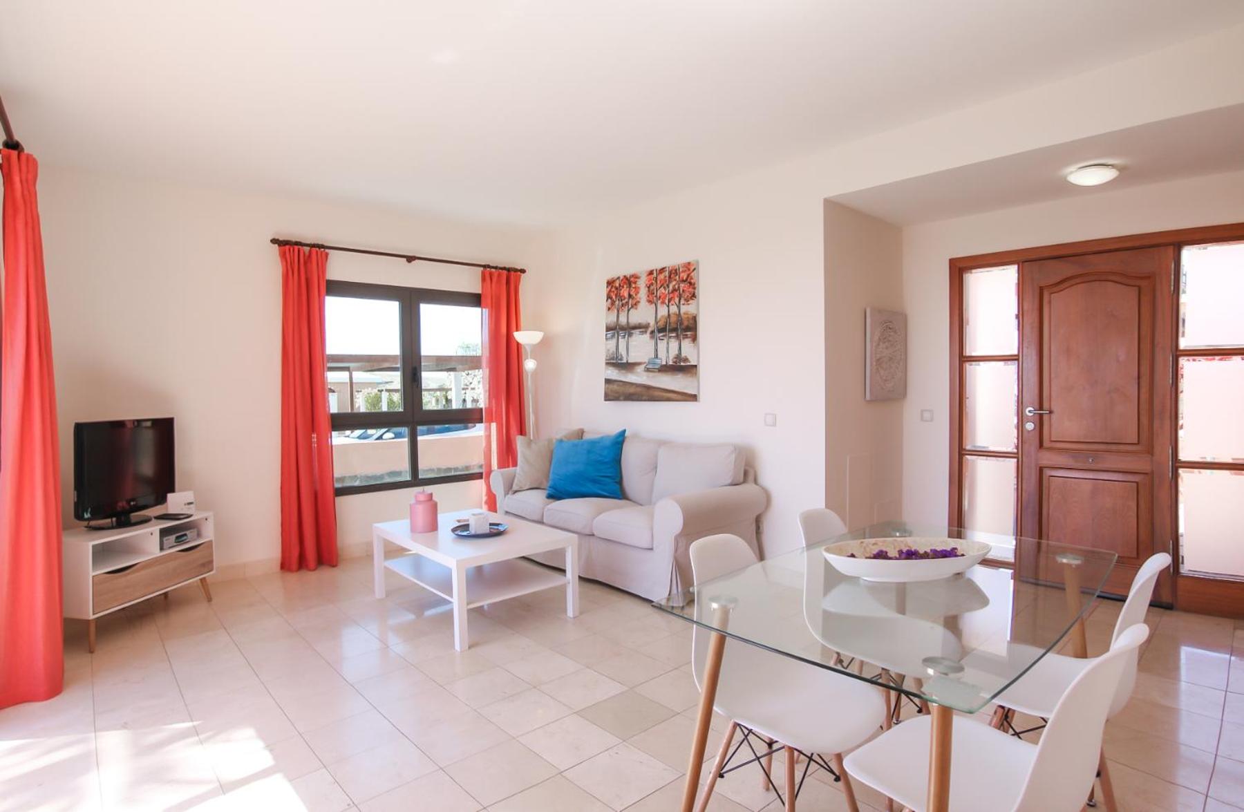 HomeForGuest Salobre Villa, 5pax, pool and great views view 2