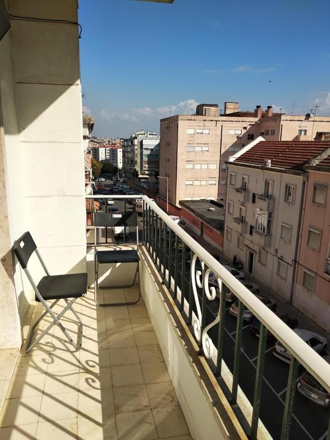 Belém Cozy Bedroom view 5