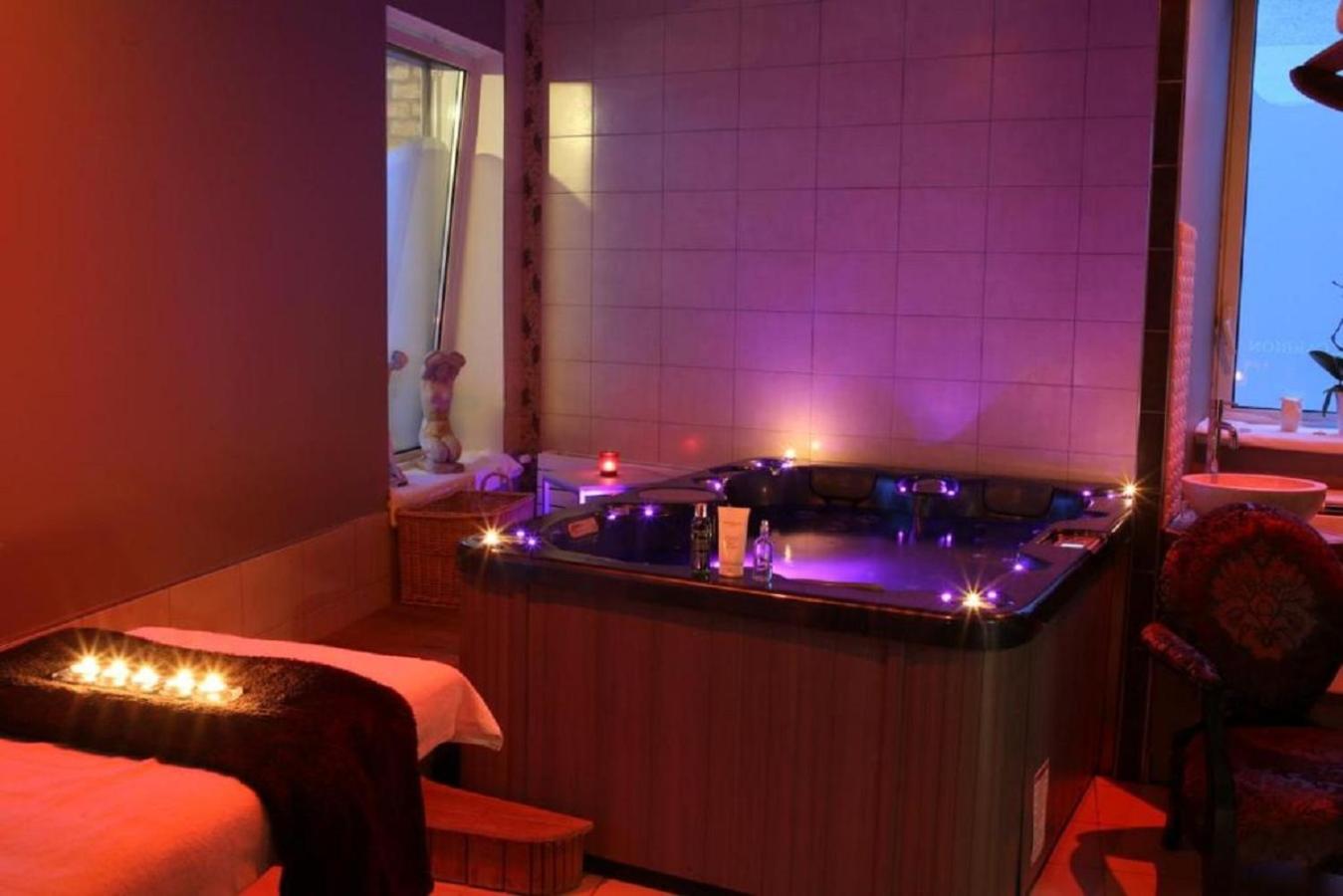 Jacuzzi