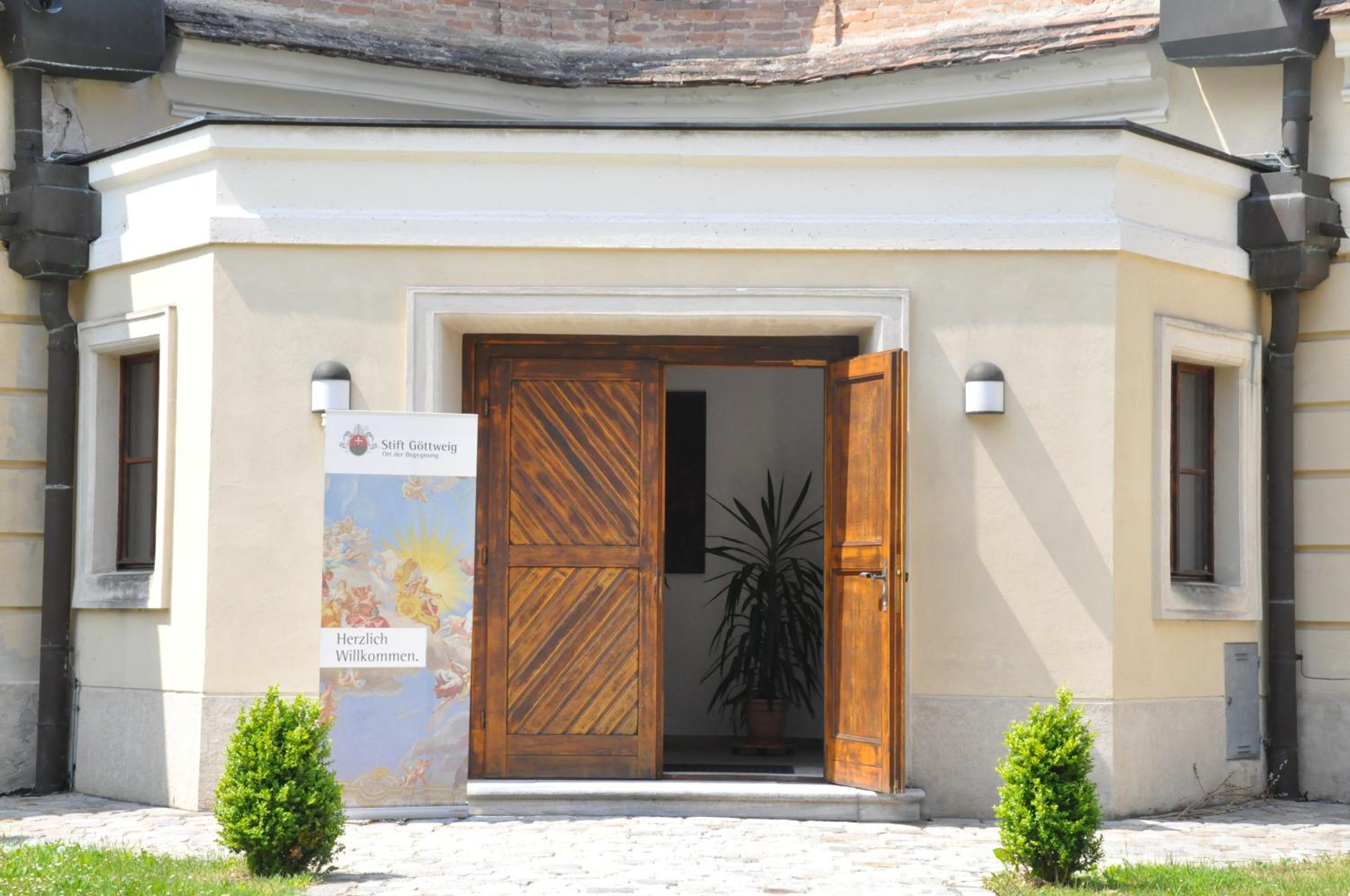 Gästehaus Benediktinerstift Göttweig - Bed & Breakfast Monastery
