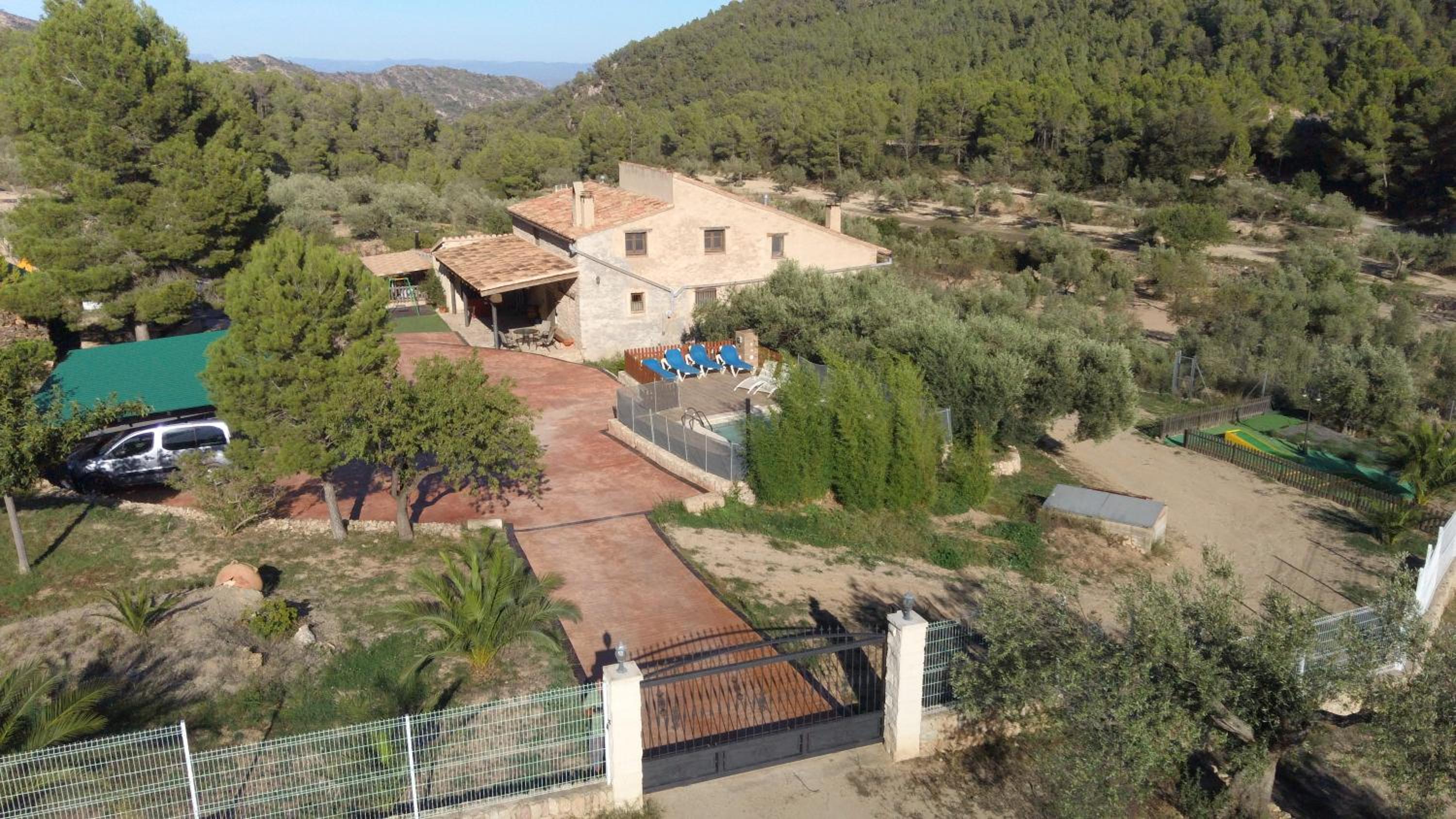 Mas Augueró view 3