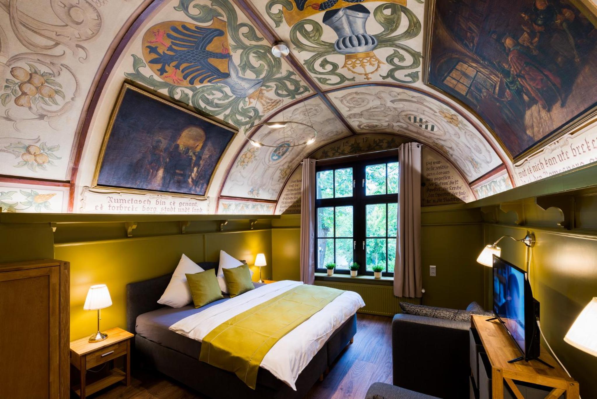 Ferienwohnung Burgkaiser view 4