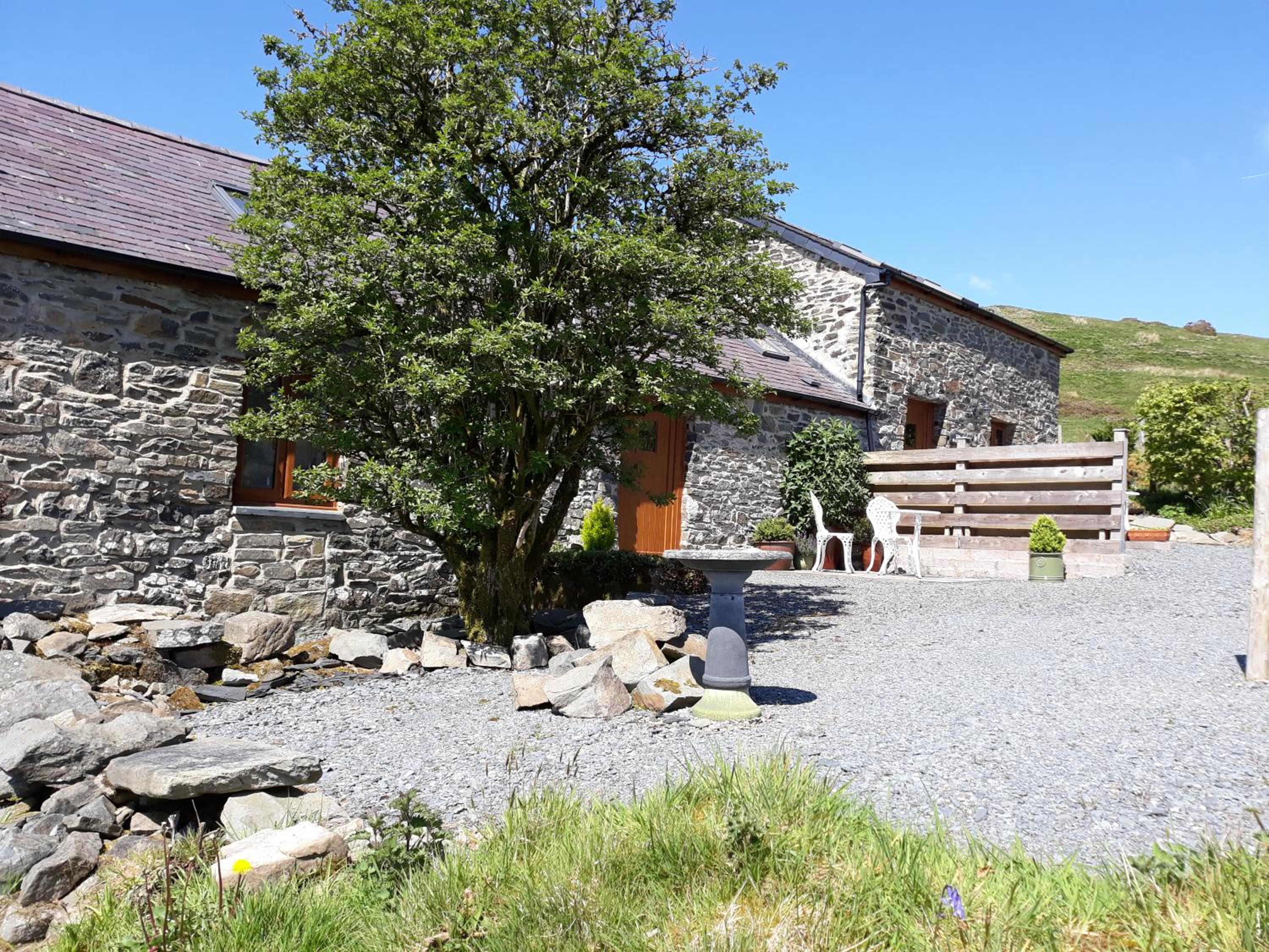 Tanyresgair Cottages view 5