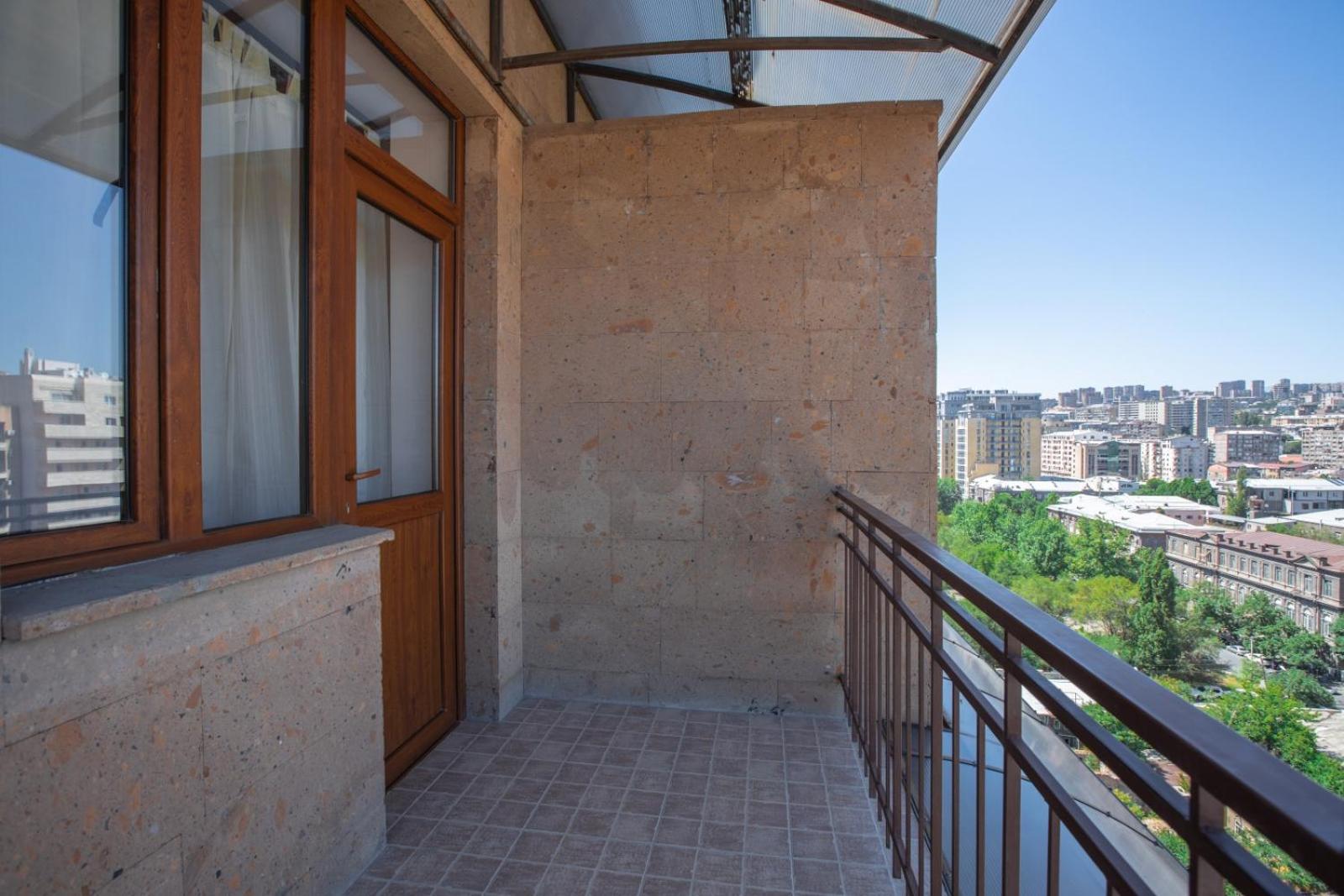 Apart-Hotel on Amiryan 4-6