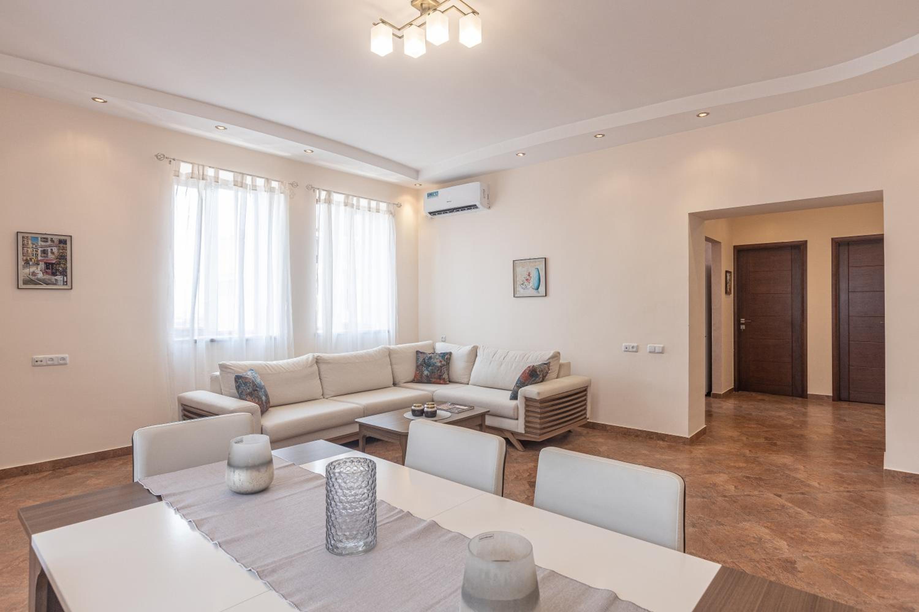 Apart-Hotel on Amiryan 4-6