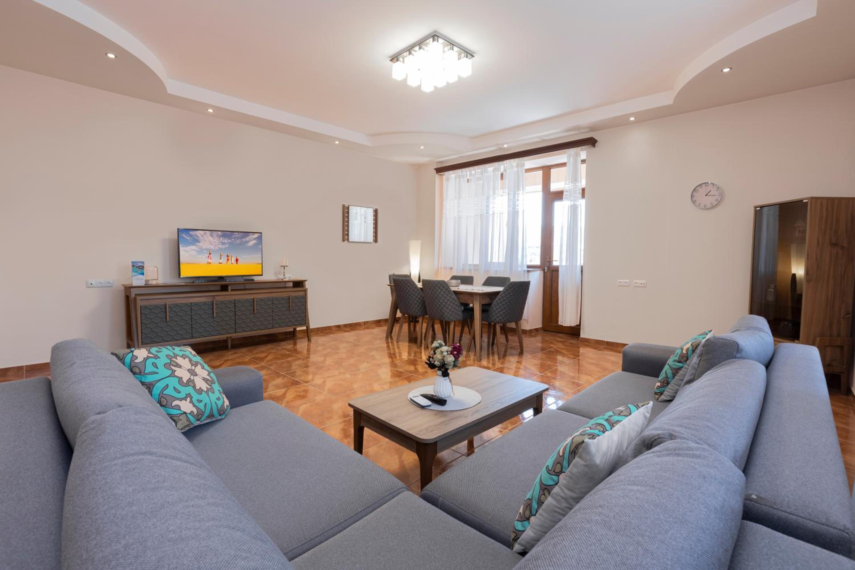 Apart-Hotel on Amiryan 4-6