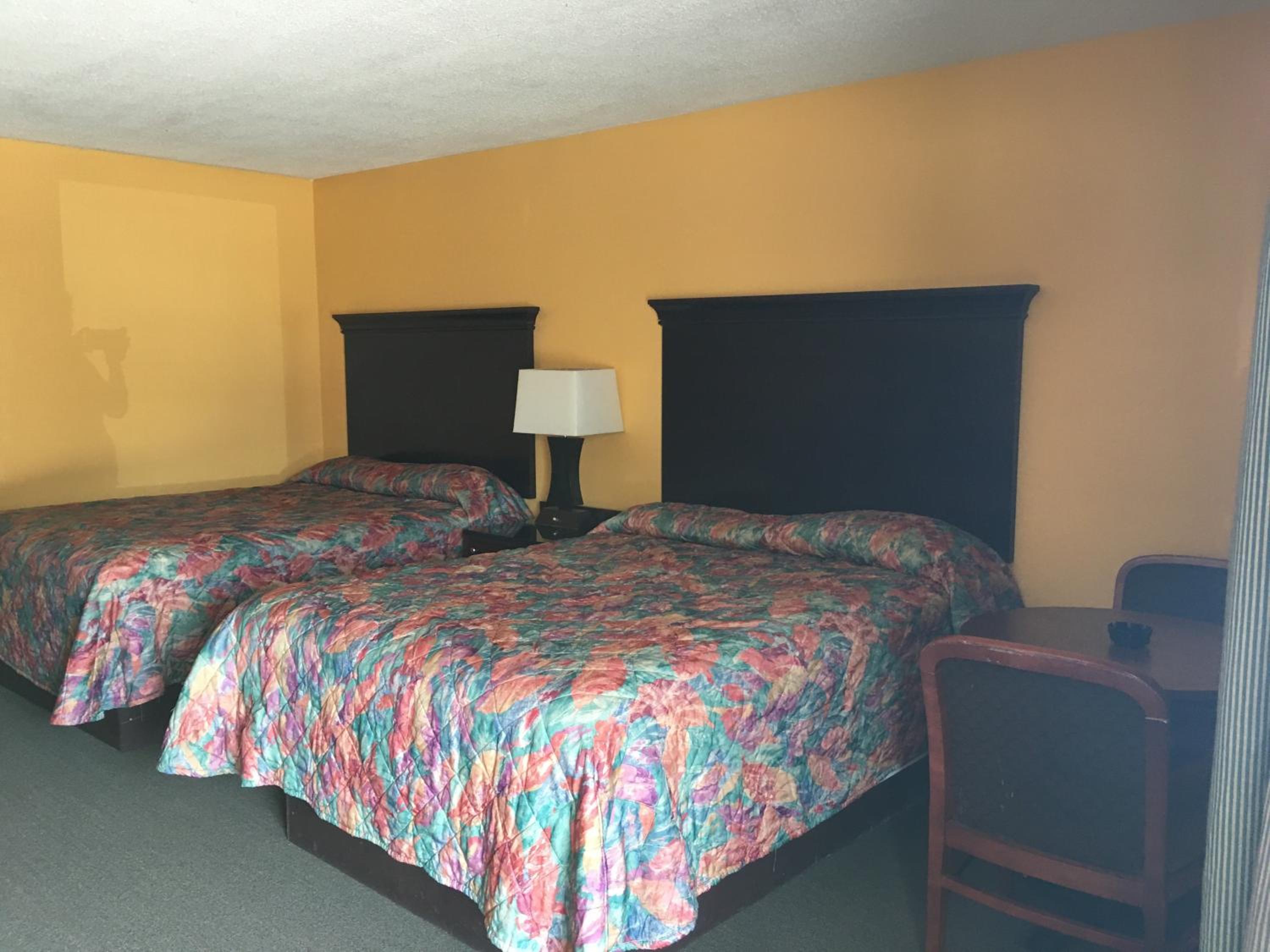 Caronoda Motel view 5