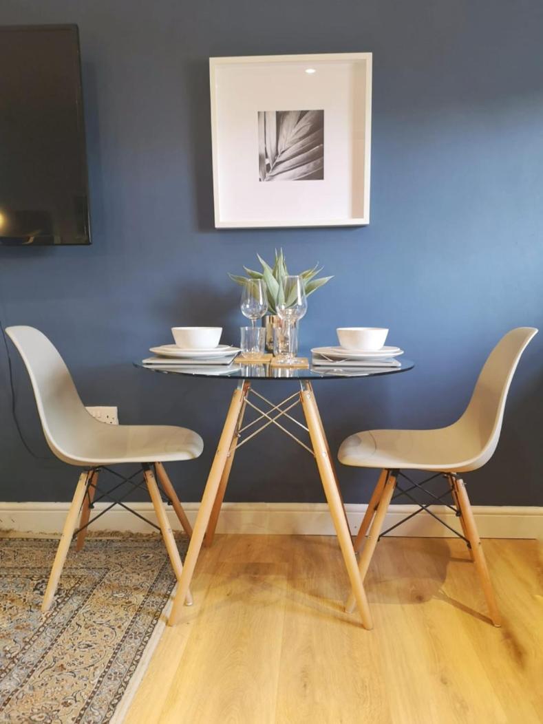 Oxford Vacations - Bright, Charming Peaceful Oxford Apartment - Property Image 23