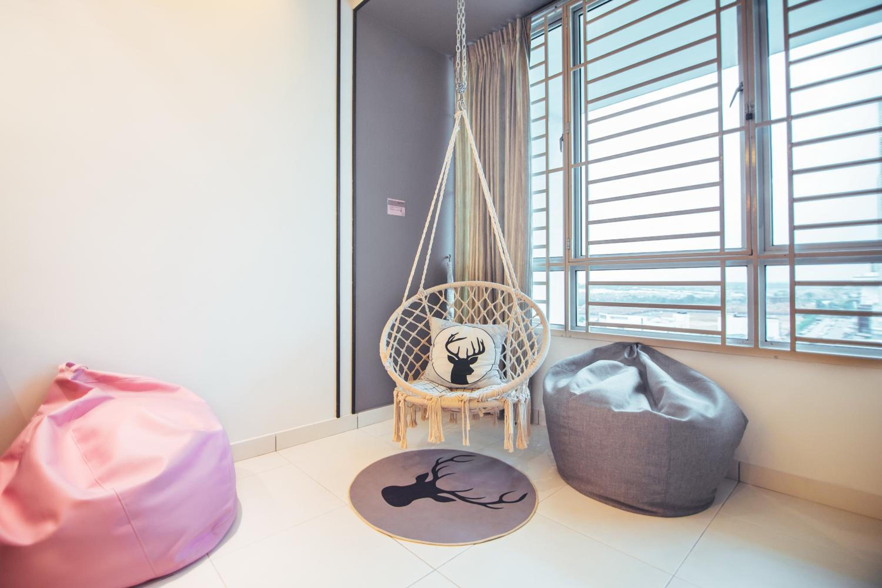 Akademik Suite by RR JBcity