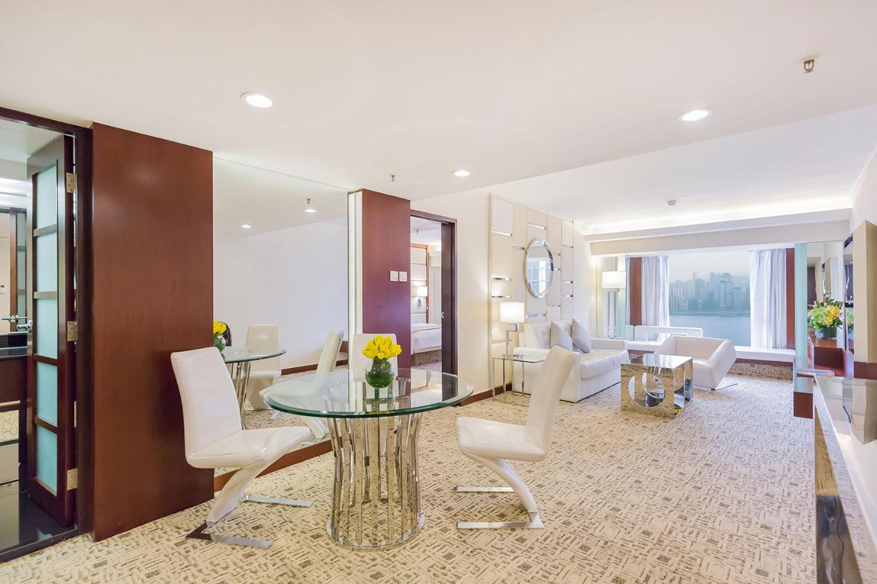 Regal Kowloon Hotel