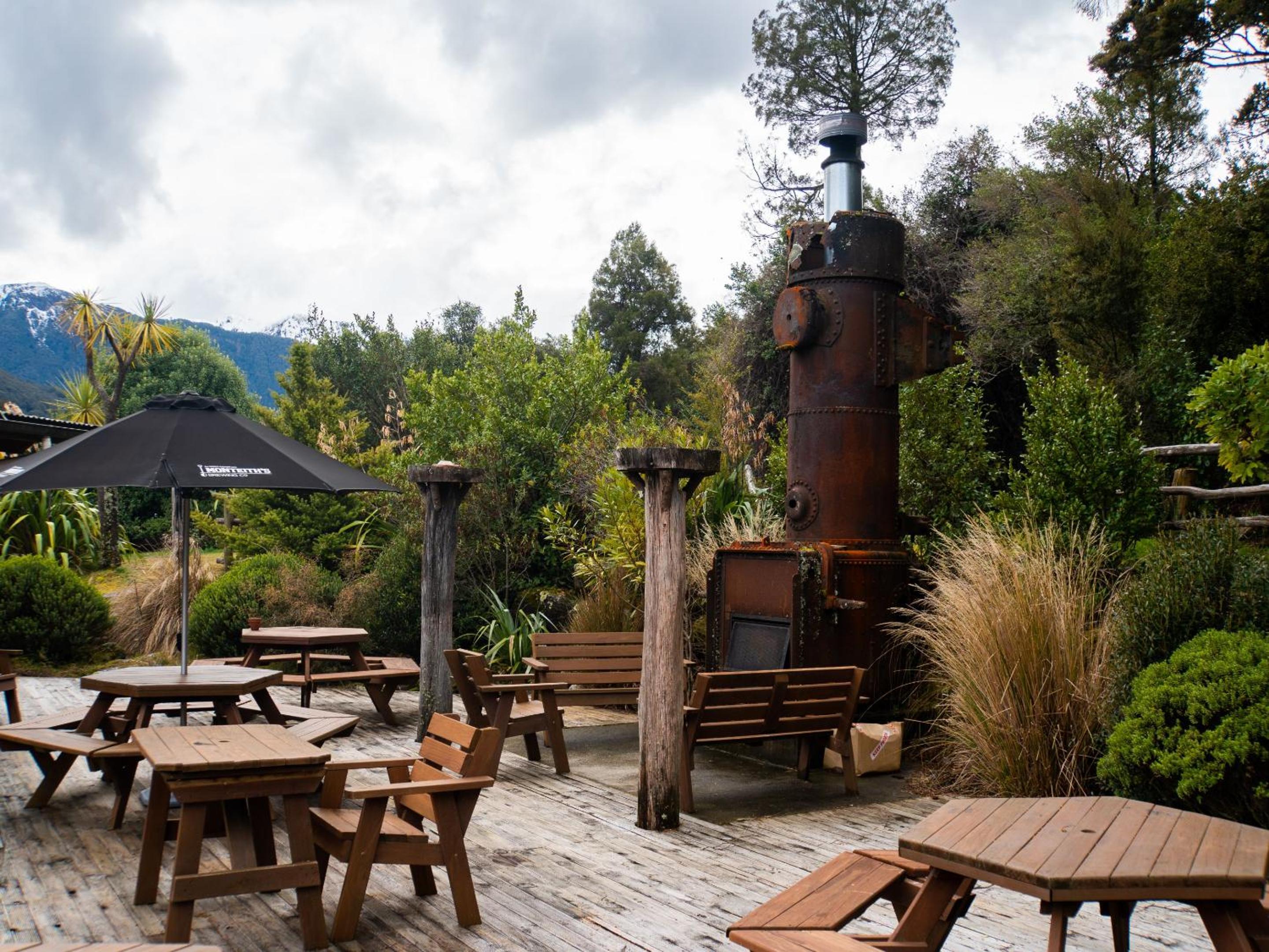 Photo 16