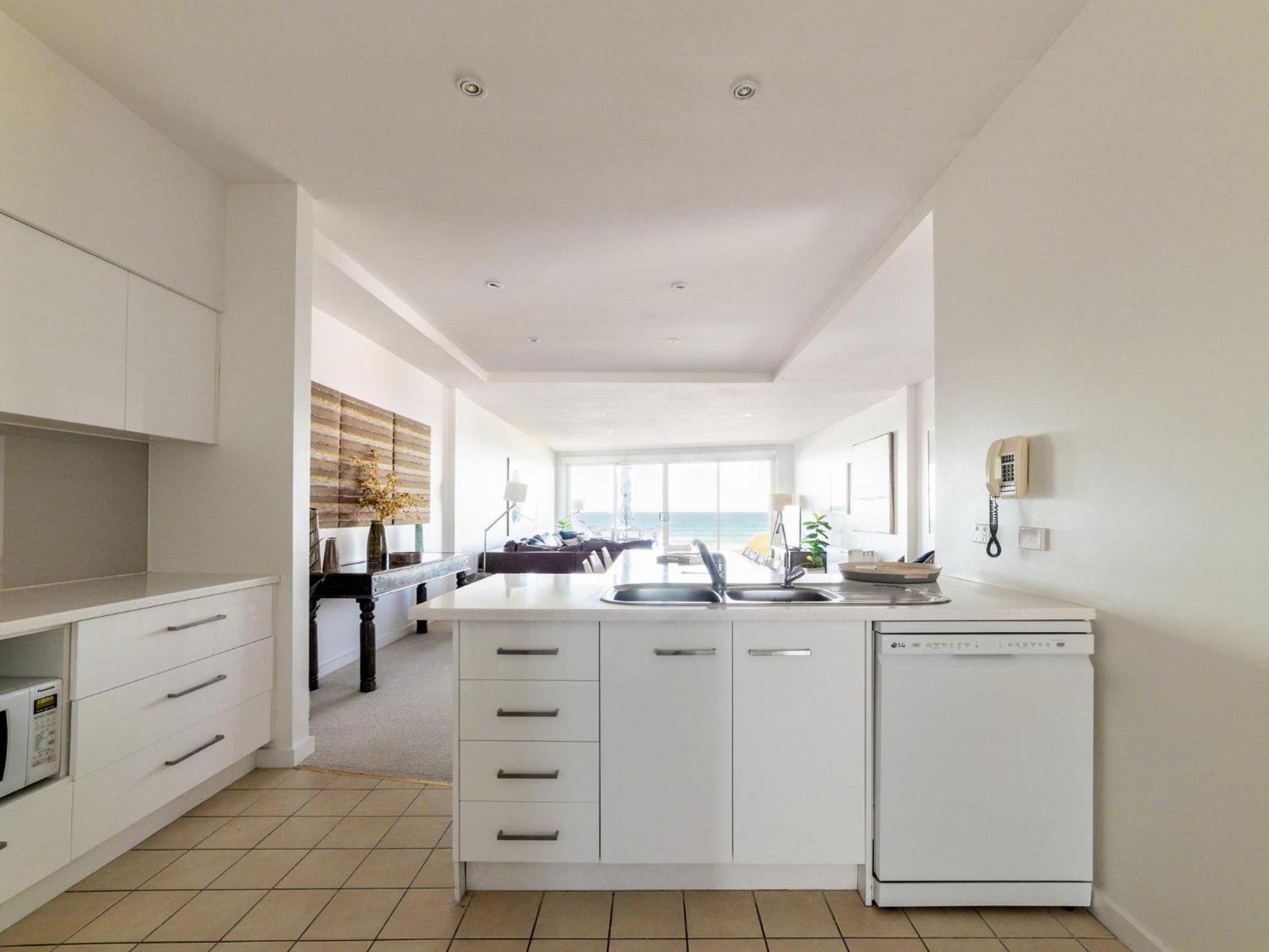 Bayview Beachfront Apartment