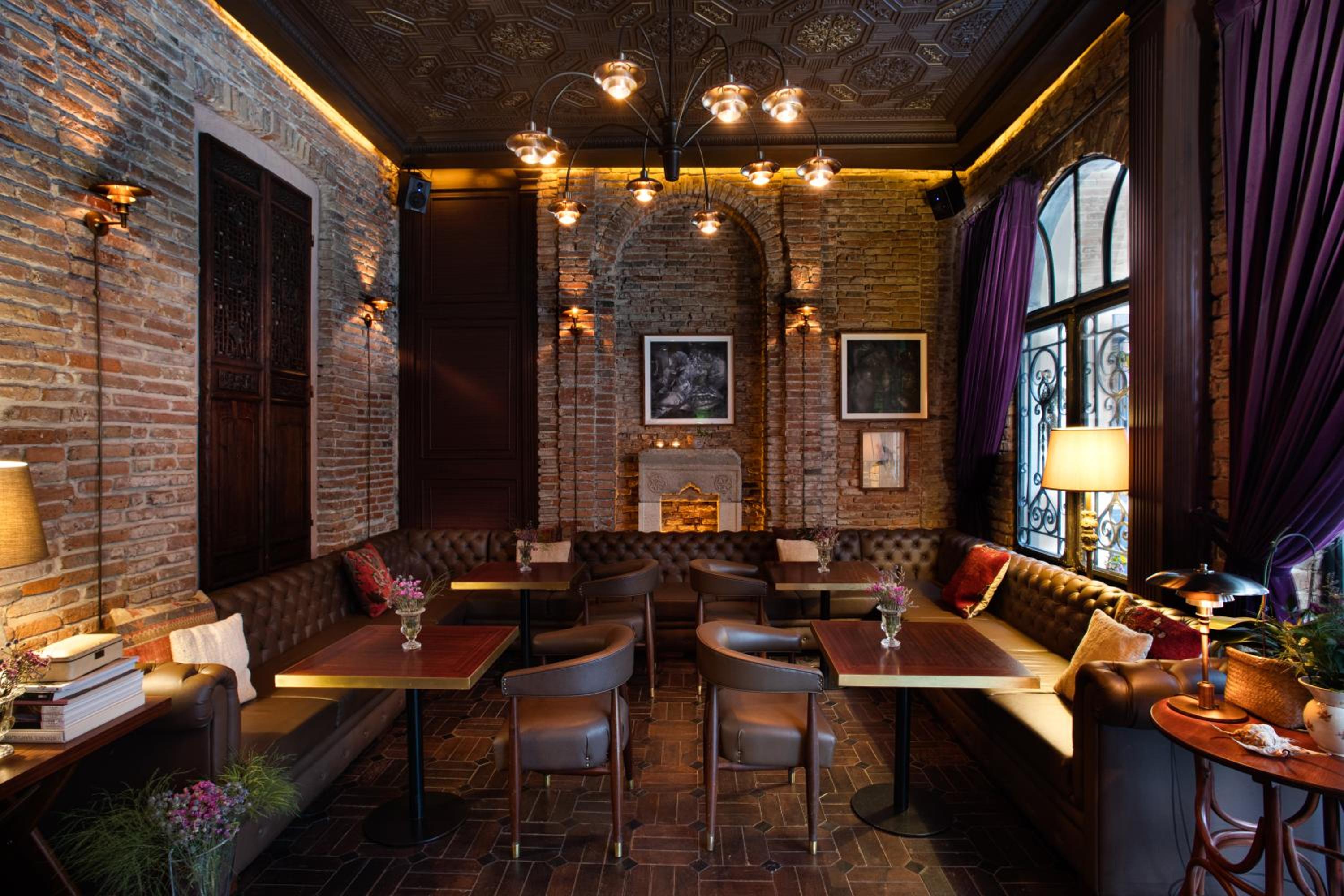 Georges Otel Galata - Image 100