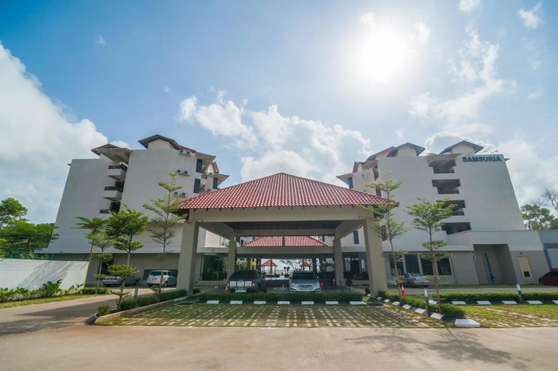 Samsuria Beach Resort Penthouse photo 7