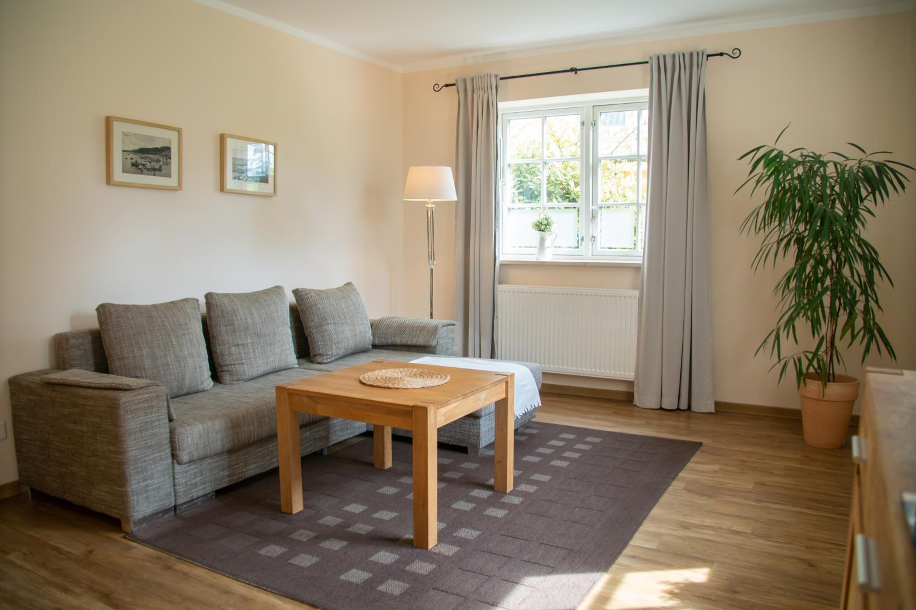 Haus Stoertebeker Appartements - Hotel Garni, Seebad Lubmin