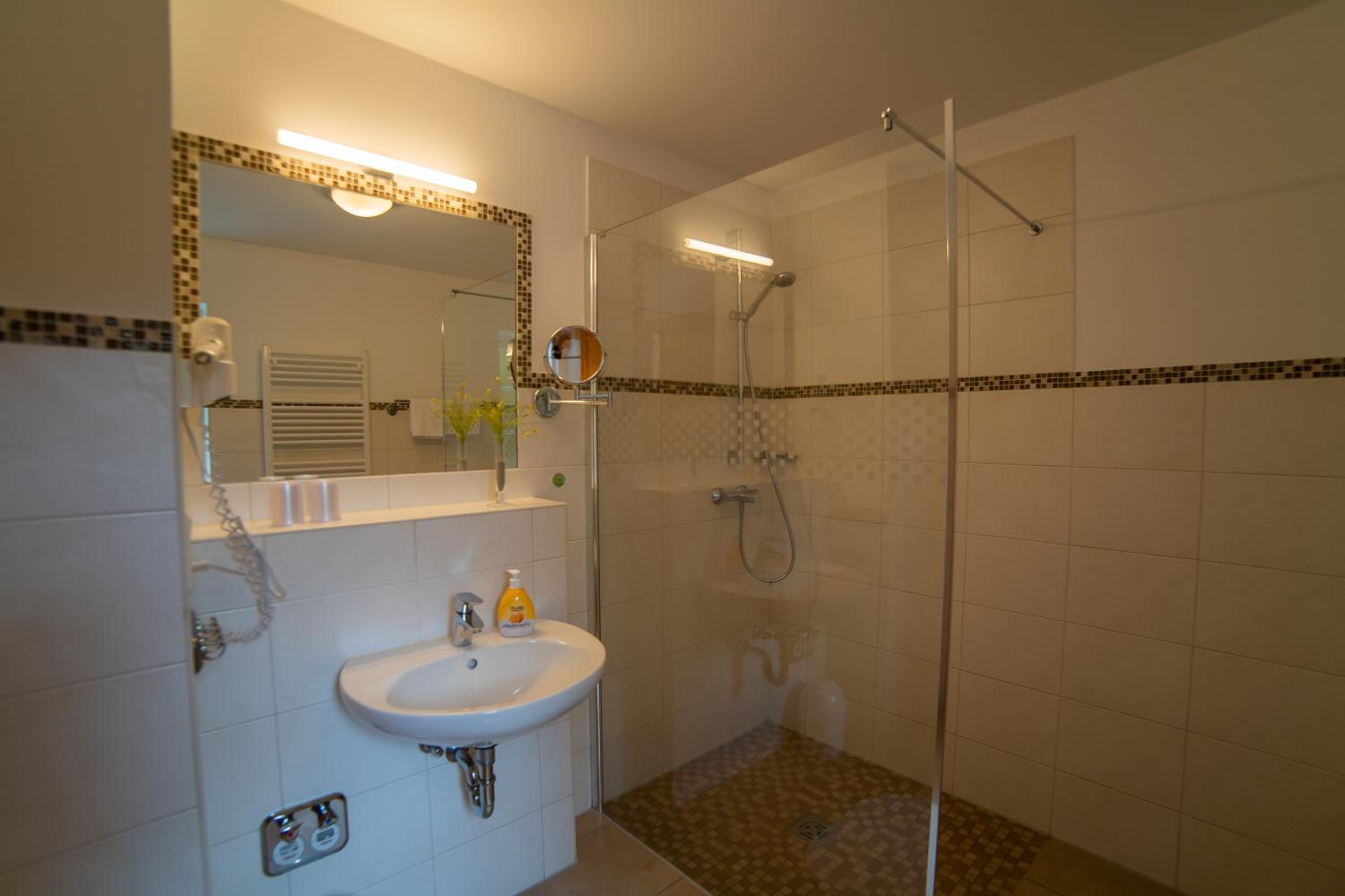 Haus Stoertebeker Appartements - Hotel Garni, Seebad Lubmin