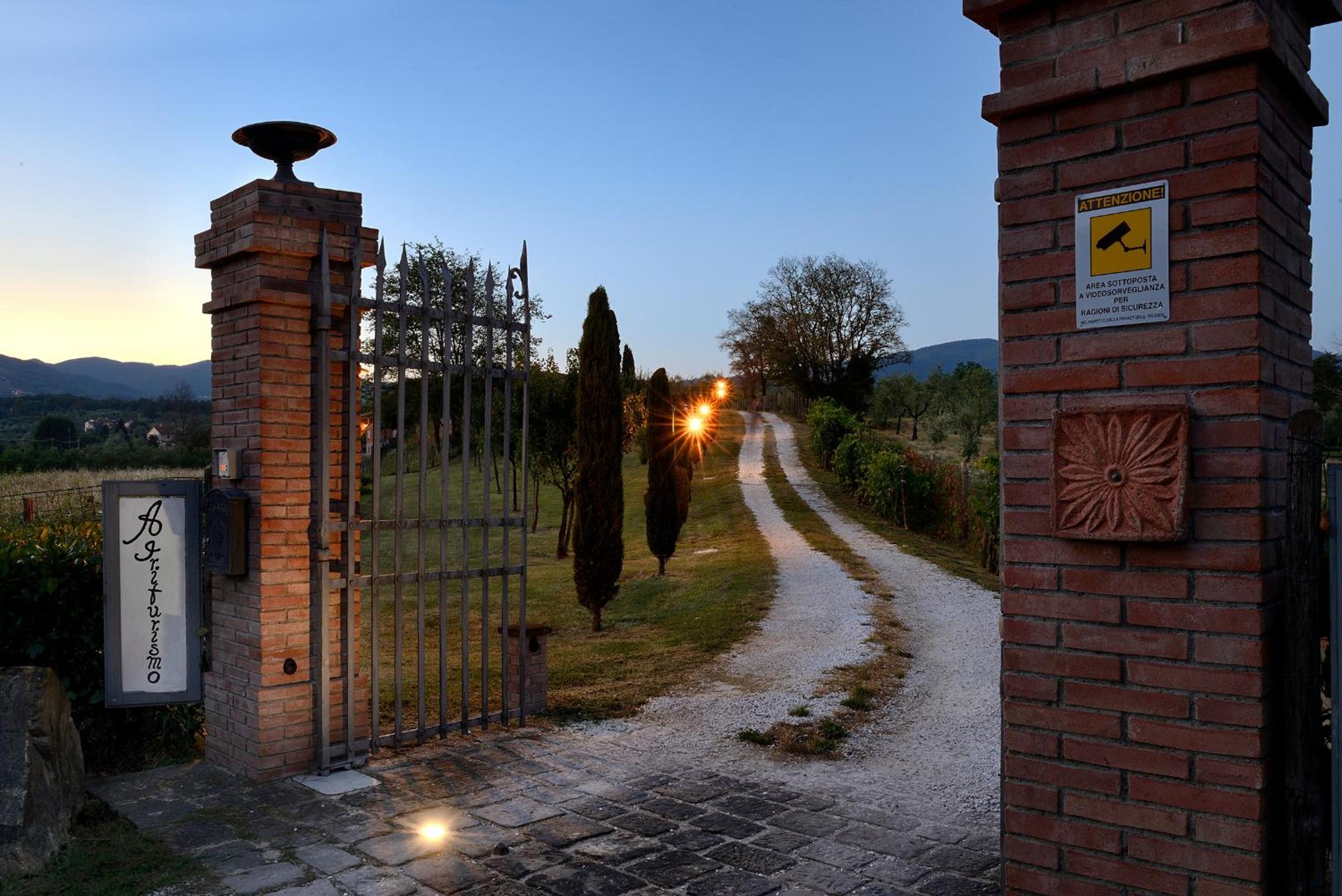 Amedea Tuscany Country Experience