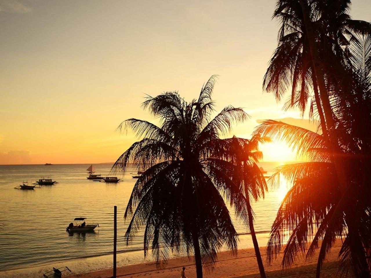 Kaiyana Boracay Beach Resort