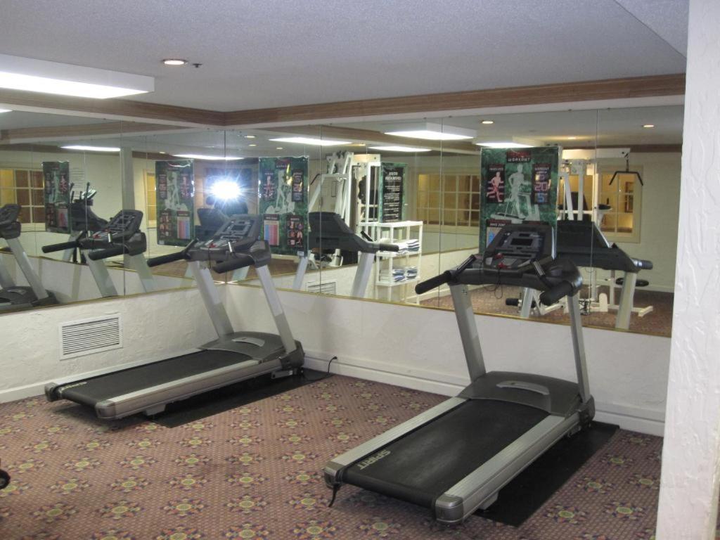 Chateau Hotel and Conference Center, Foto 32