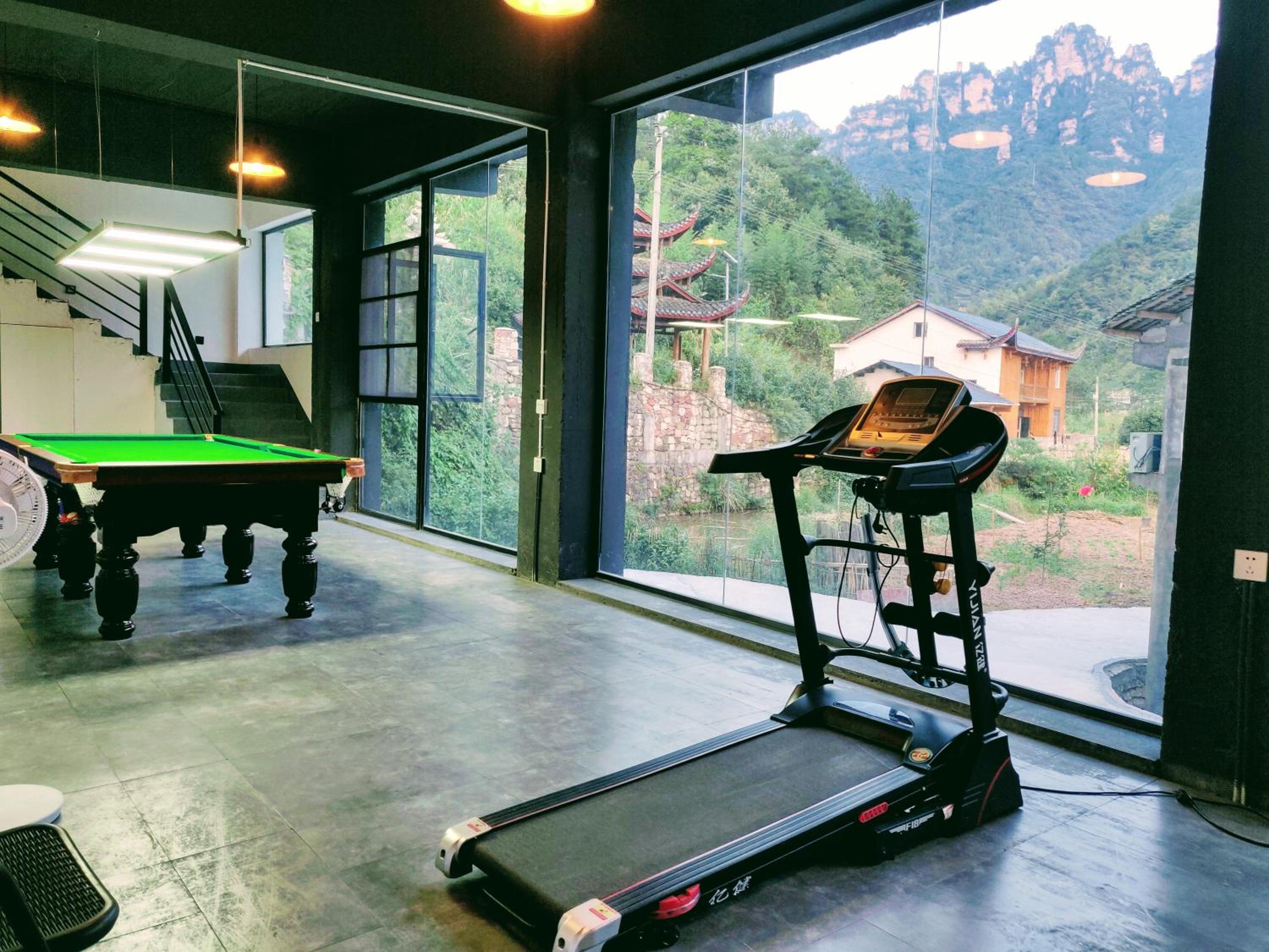 Whispering Mountains Boutique Hotel