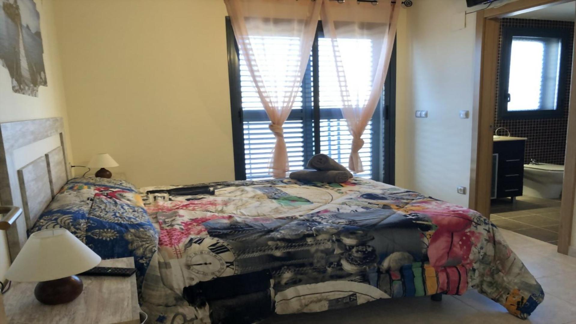 Photo 28